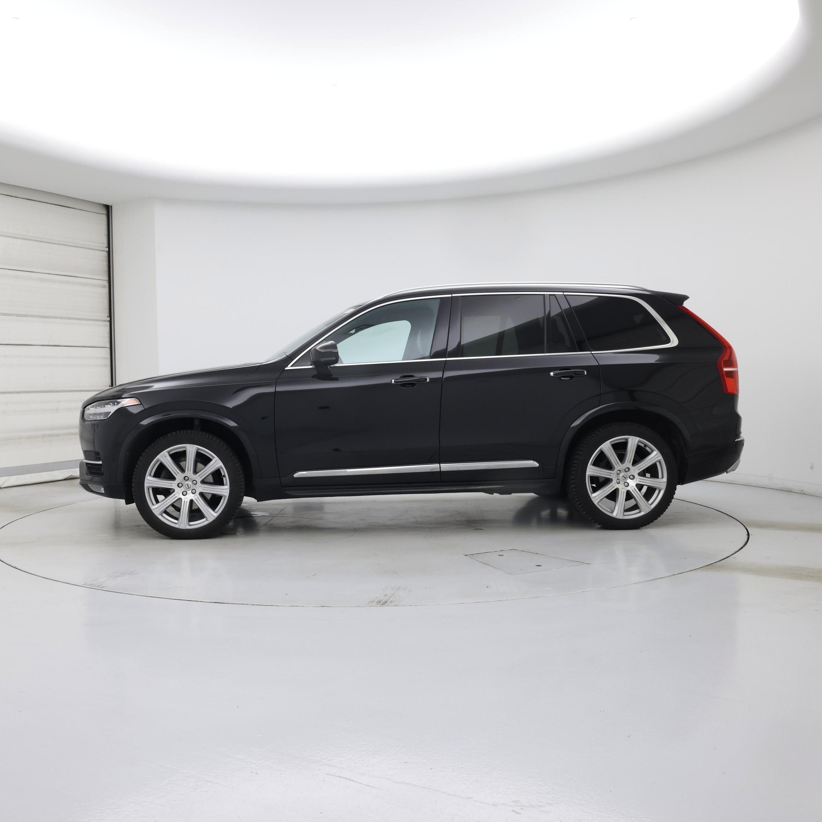 Thumbnail: 2018 Volvo XC90 - 3