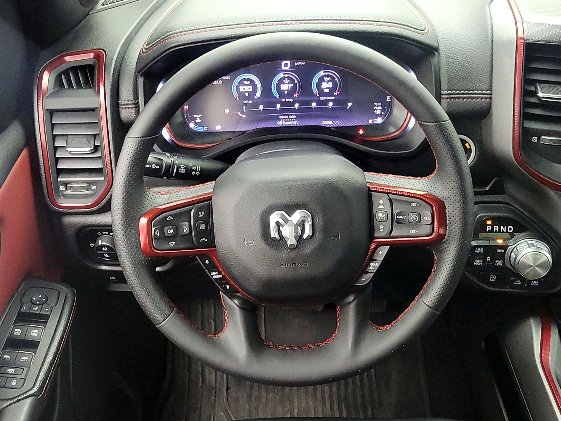 Thumbnail: 2025 RAM 1500 - 10