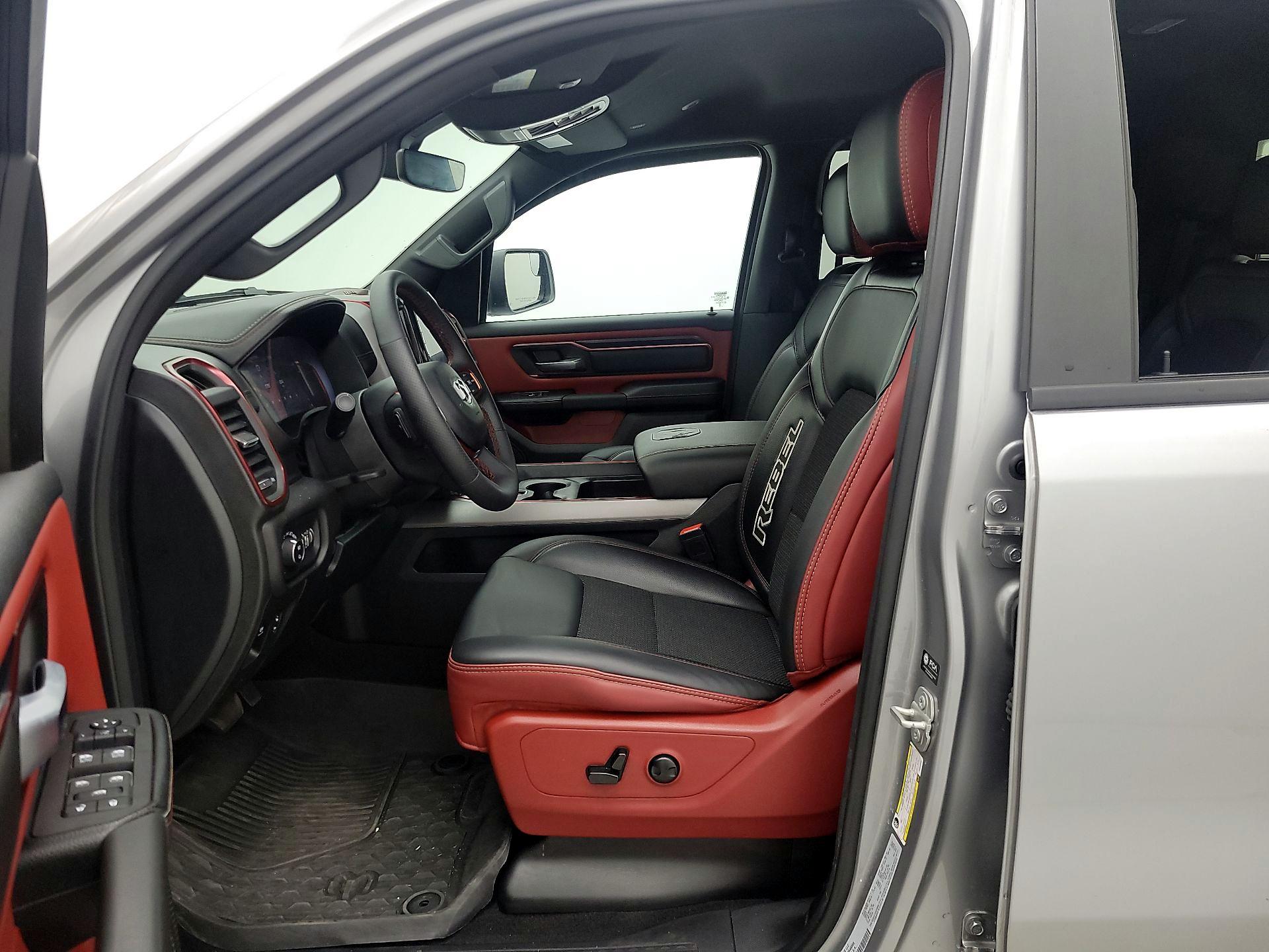 Thumbnail: 2025 RAM 1500 - 11