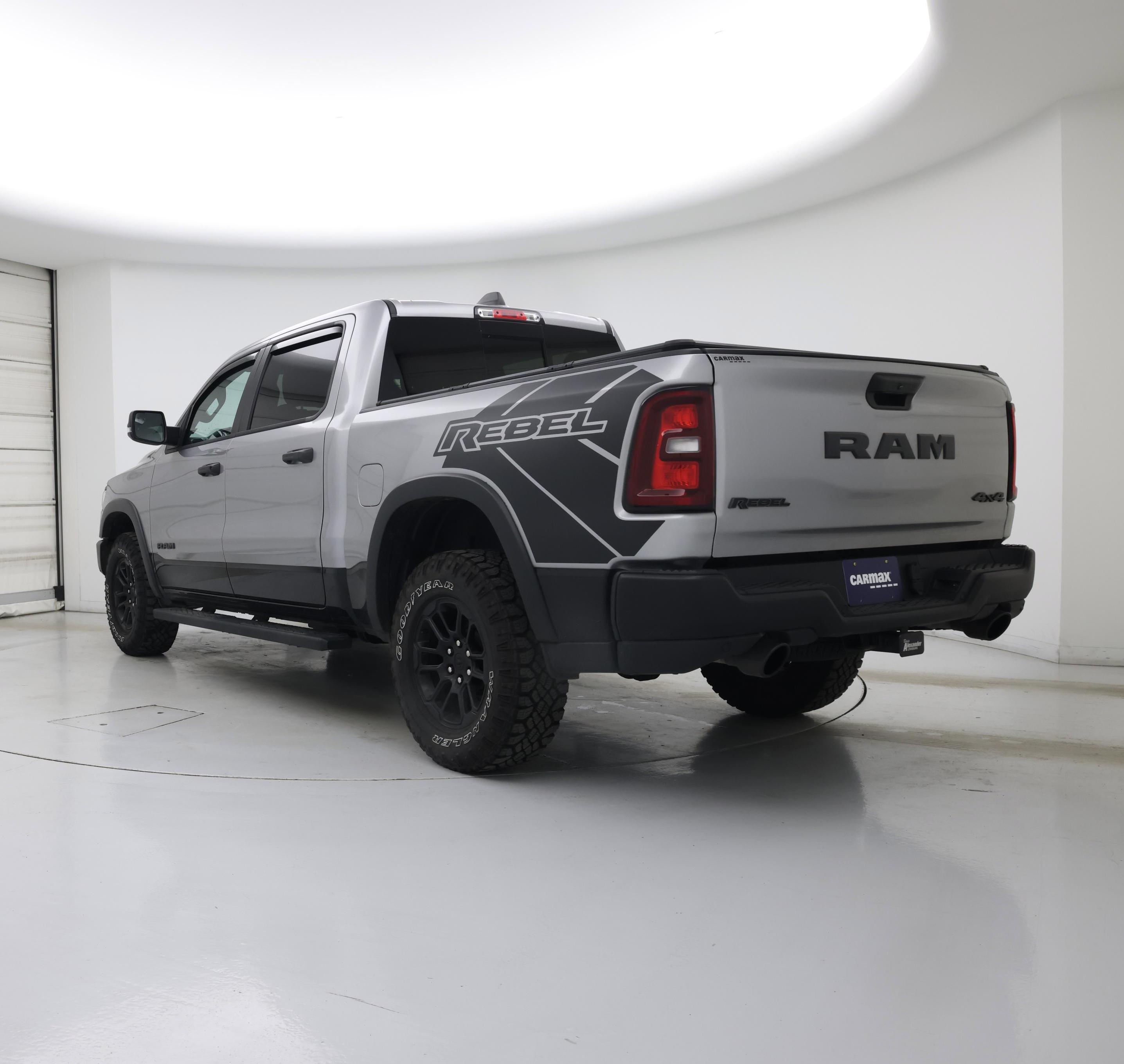 Thumbnail: 2025 RAM 1500 - 2