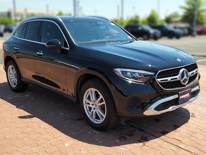 2023 Mercedes-Benz GLC300