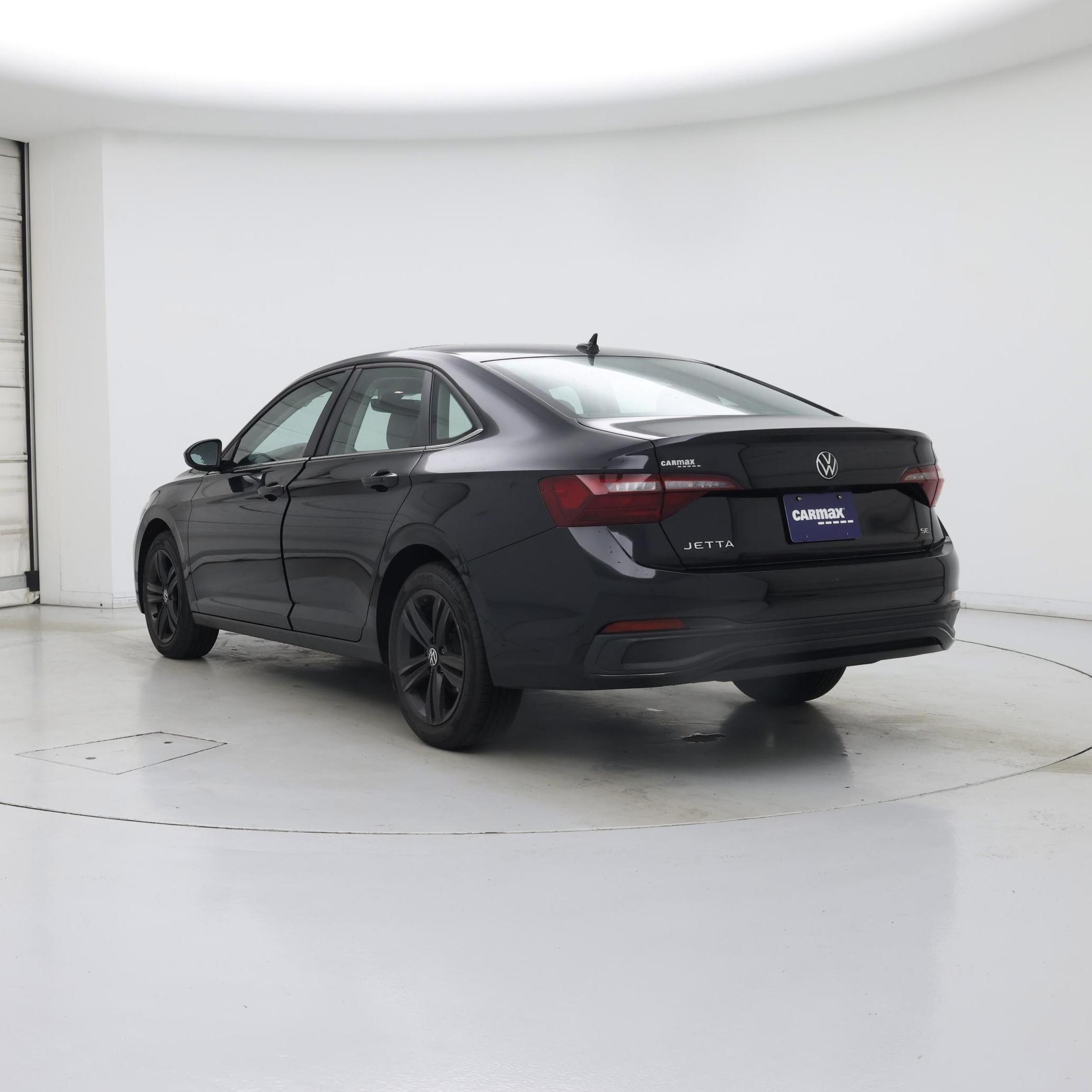Thumbnail: 2023 Volkswagen Jetta - 2