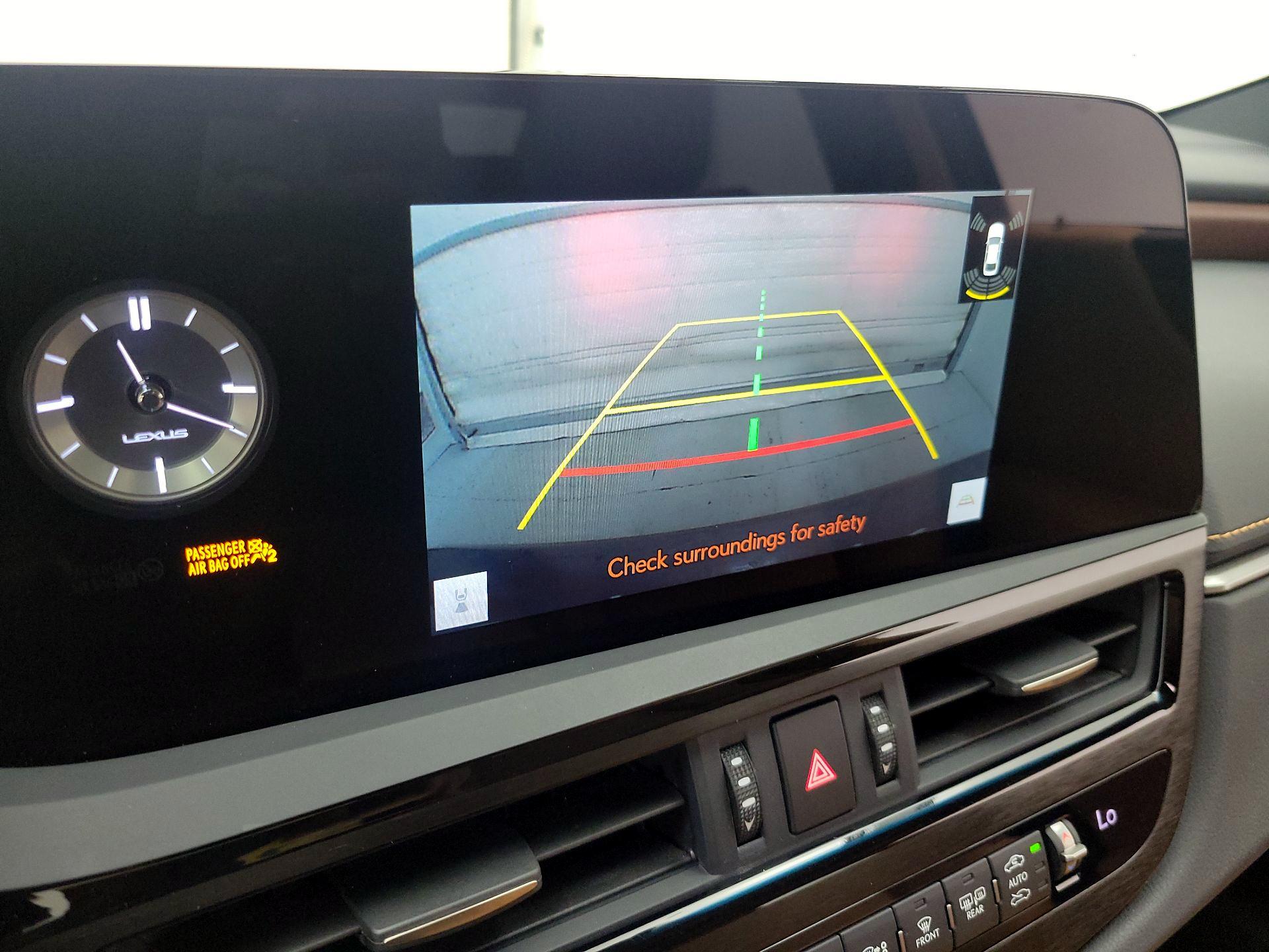 Thumbnail: 2024 Lexus ES - 14