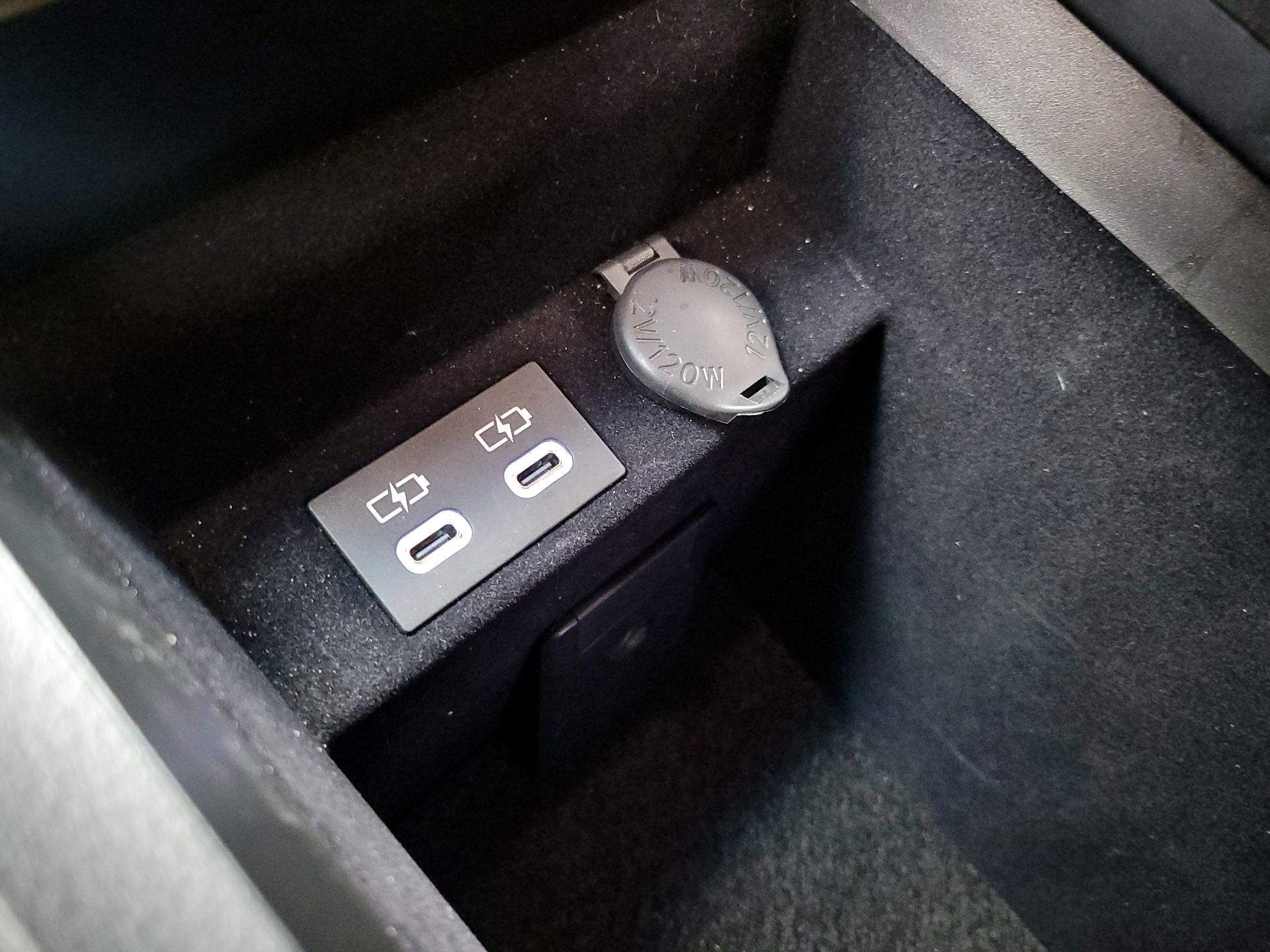 Thumbnail: 2024 Lexus ES - 18