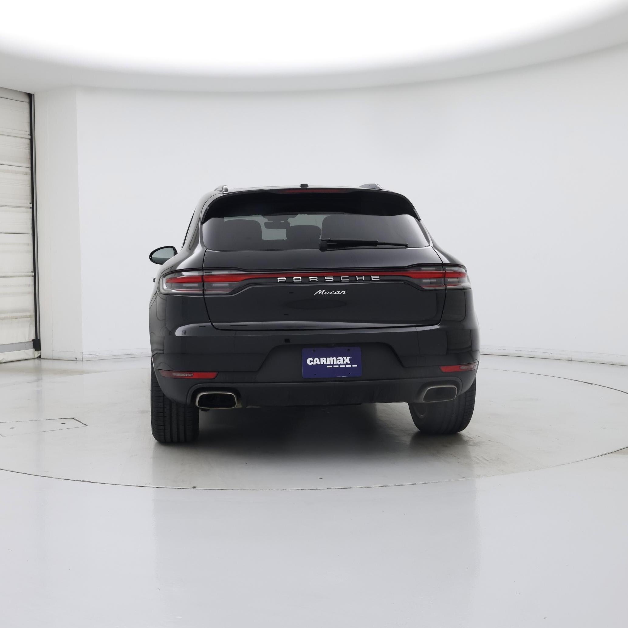Thumbnail: 2021 Porsche Macan - 6