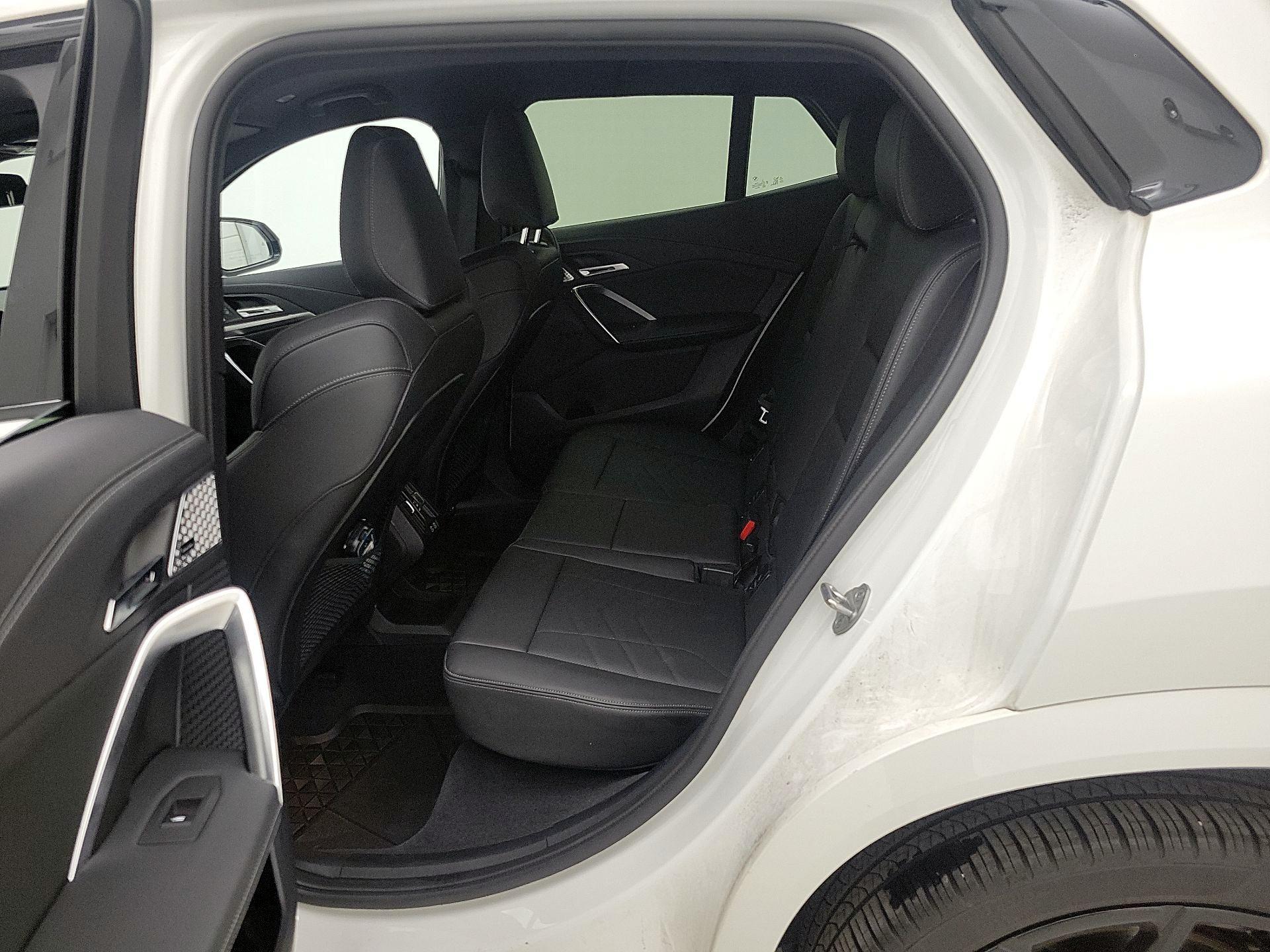 Thumbnail: 2024 BMW X2 - 19