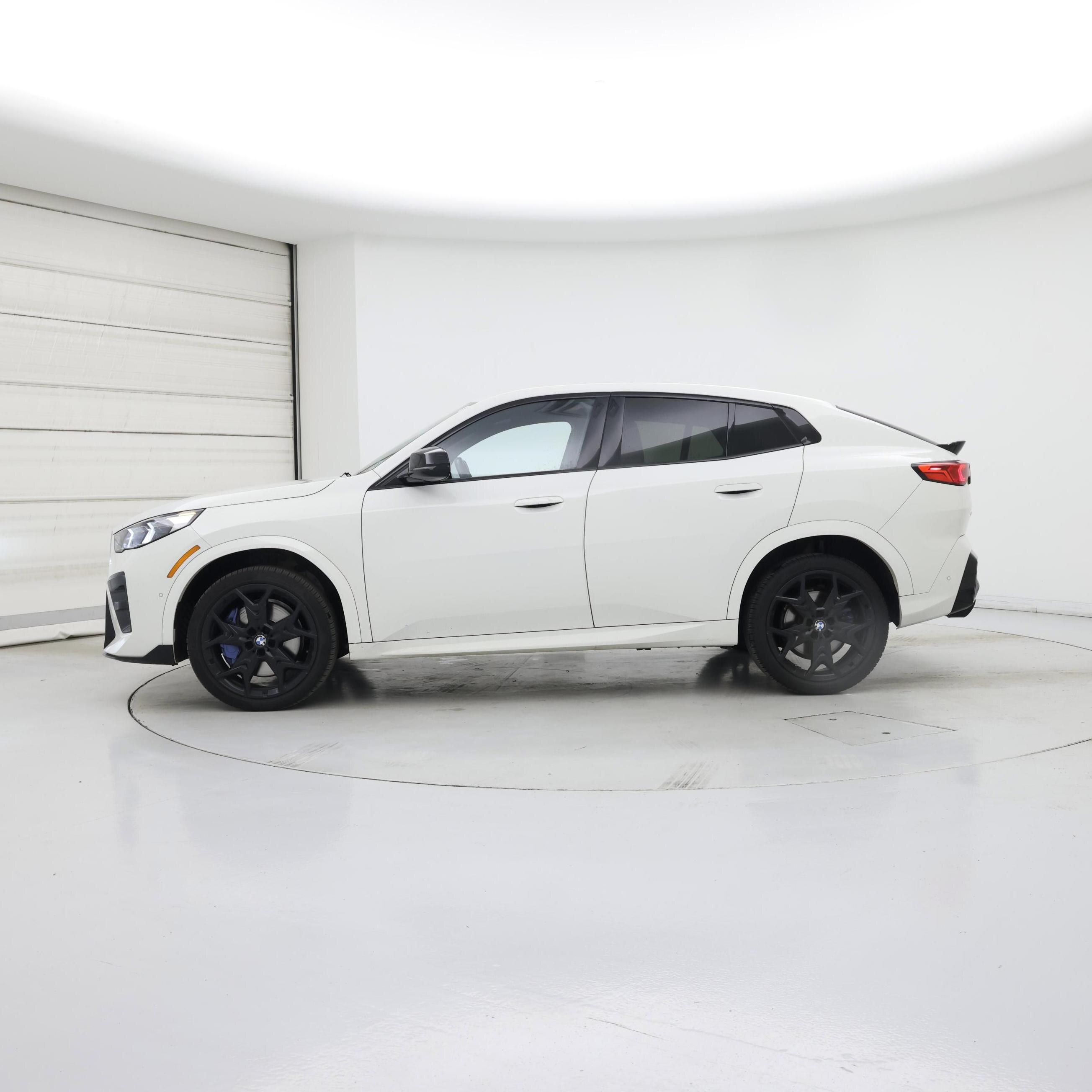 Thumbnail: 2024 BMW X2 - 3