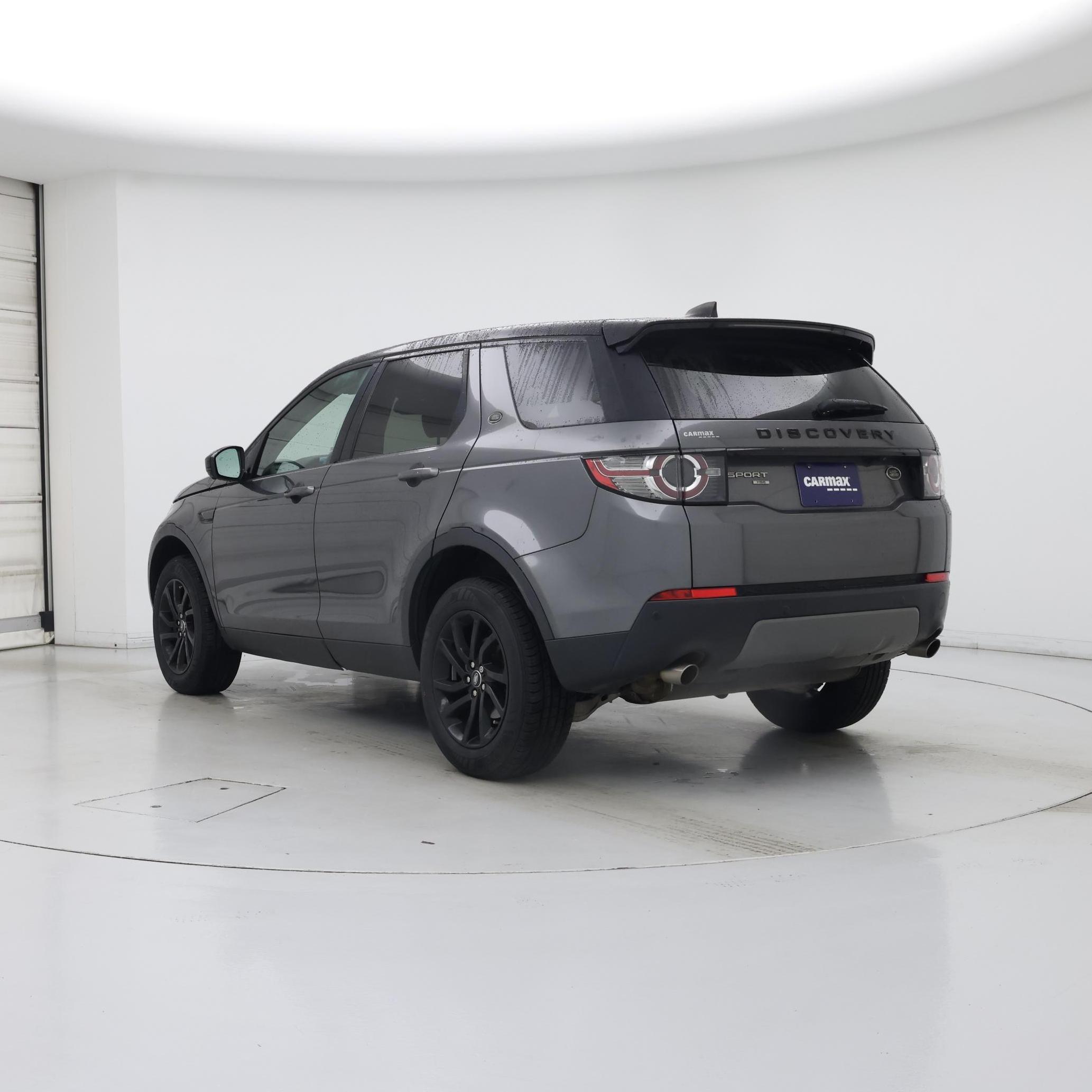 Thumbnail: 2019 Land Rover Discovery Sport - 2