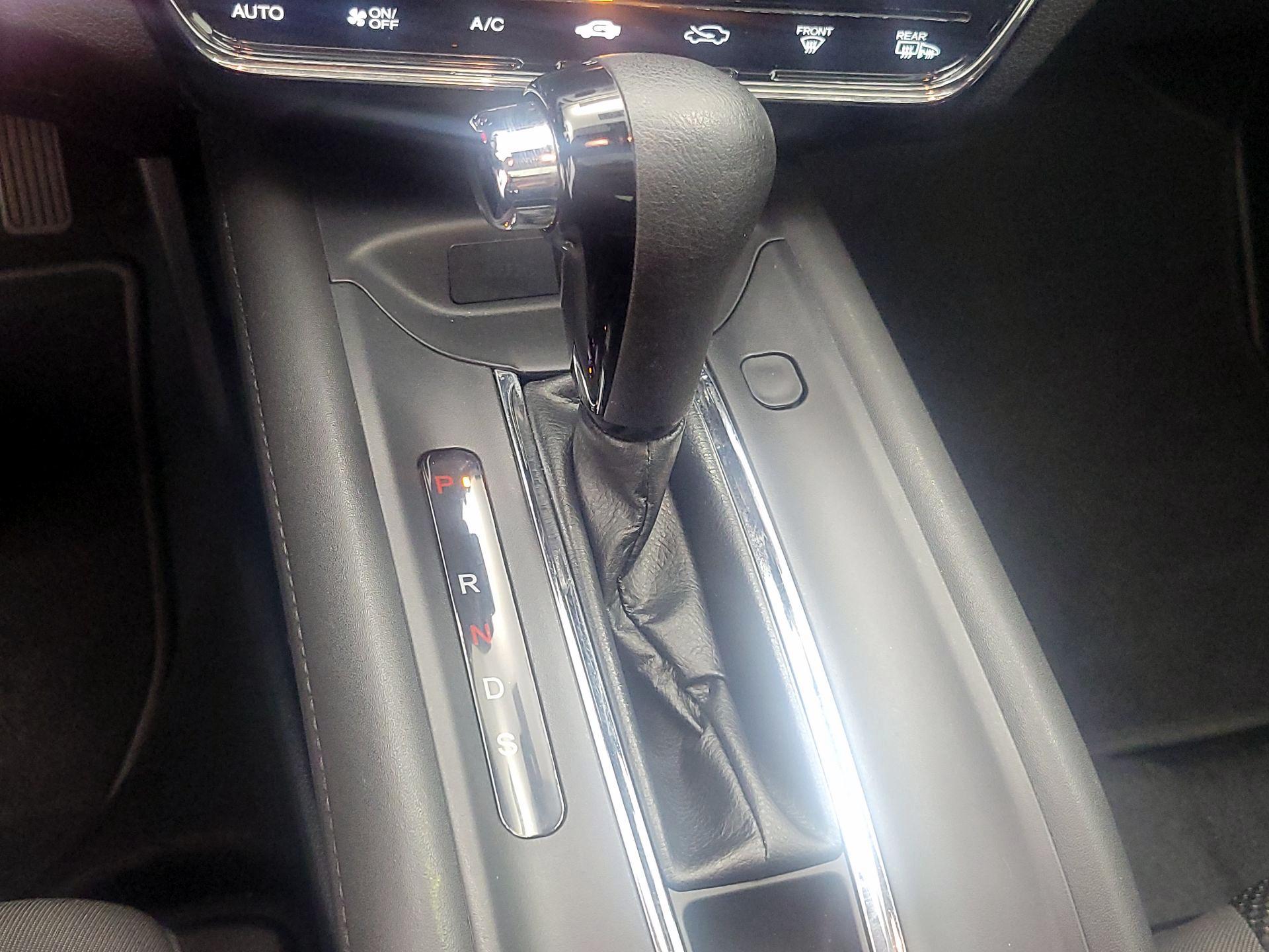 Thumbnail: 2020 Honda HR-V - 17