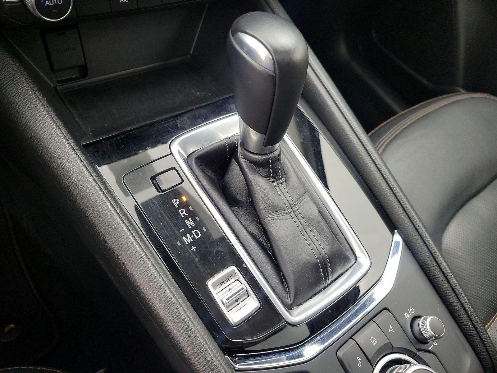2023 Mazda CX-5 S Preferred package - Photo 19