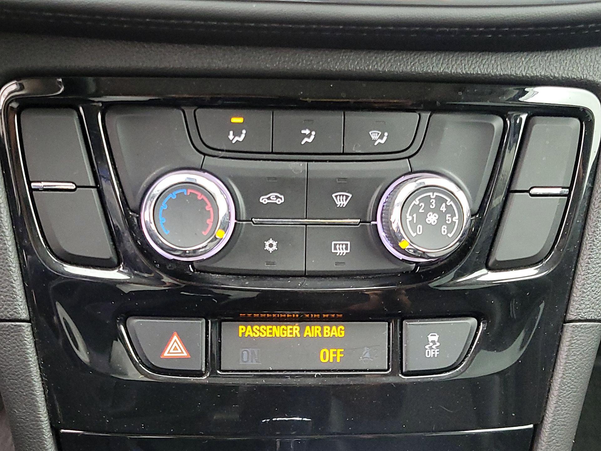 Thumbnail: 2020 Buick Encore - 16