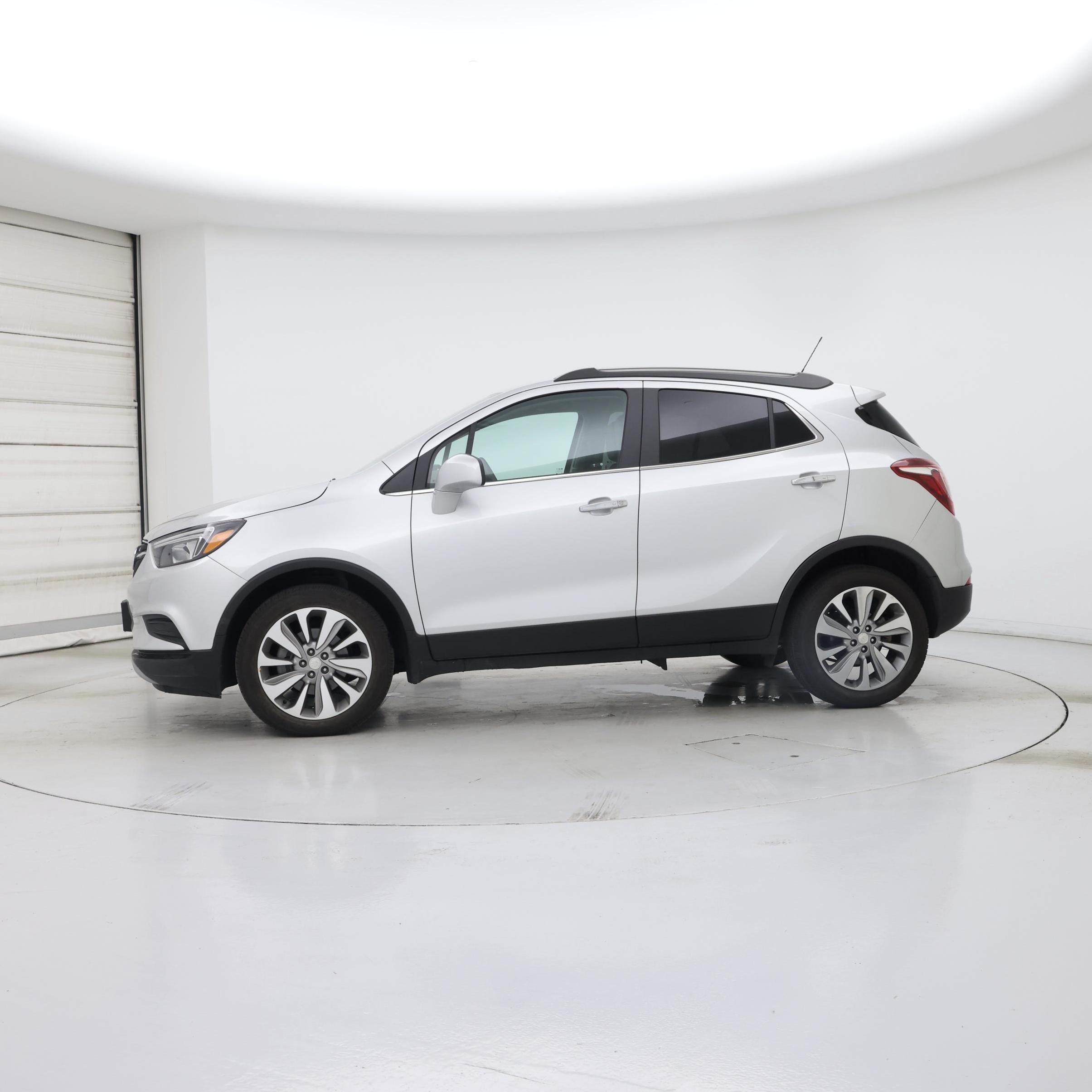 Thumbnail: 2020 Buick Encore - 3