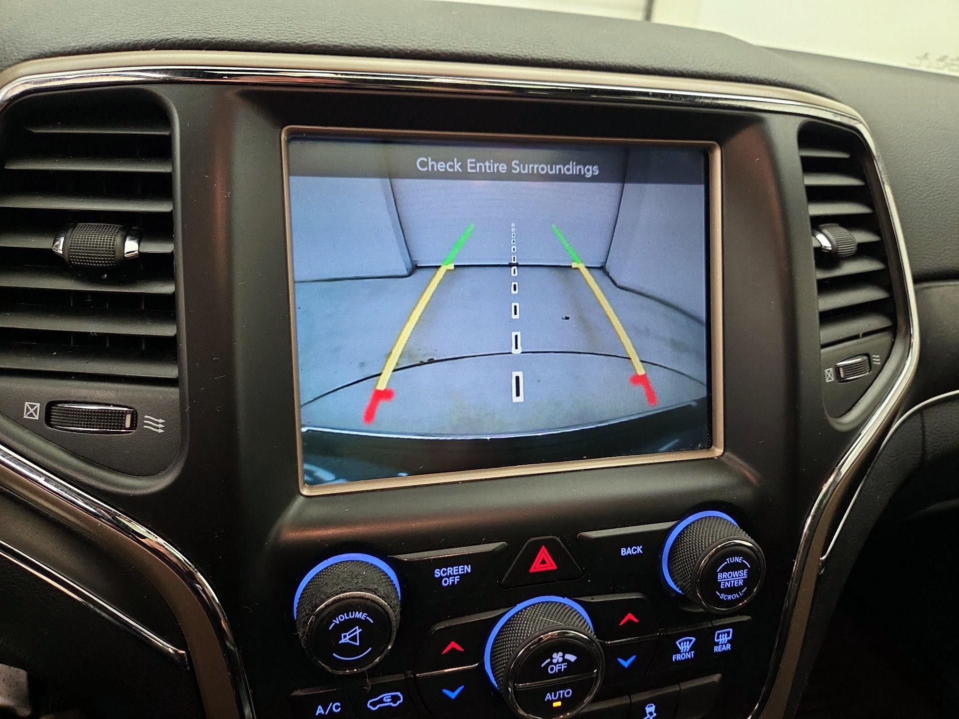 Thumbnail: 2016 Jeep Grand Cherokee - 14