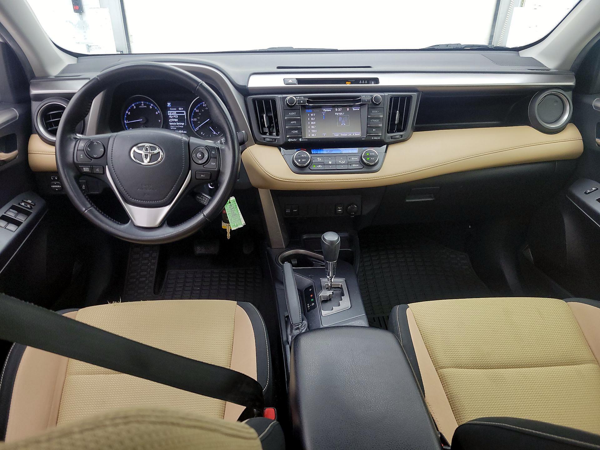 Thumbnail: 2017 Toyota RAV4 - 9