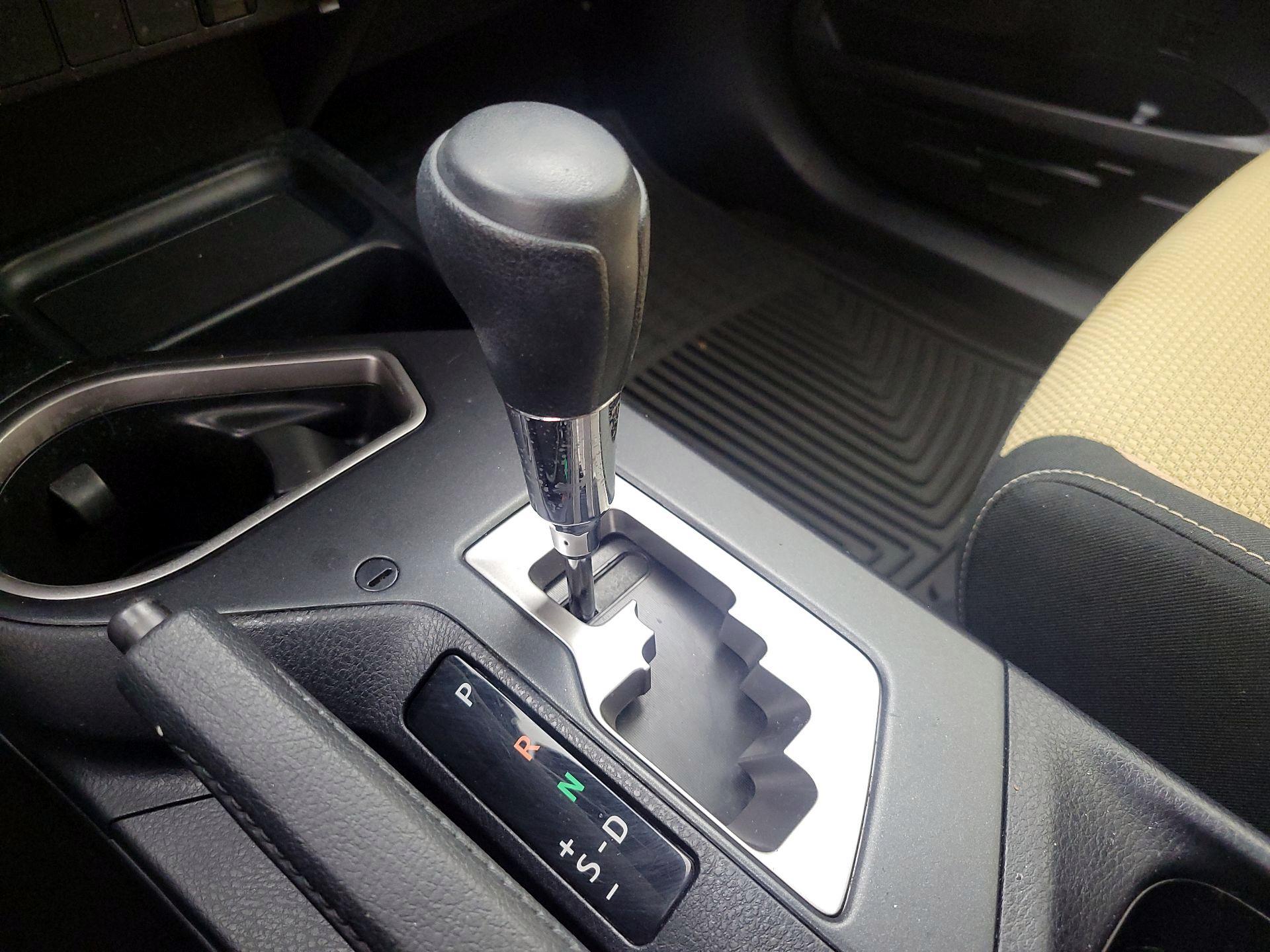 Thumbnail: 2017 Toyota RAV4 - 16