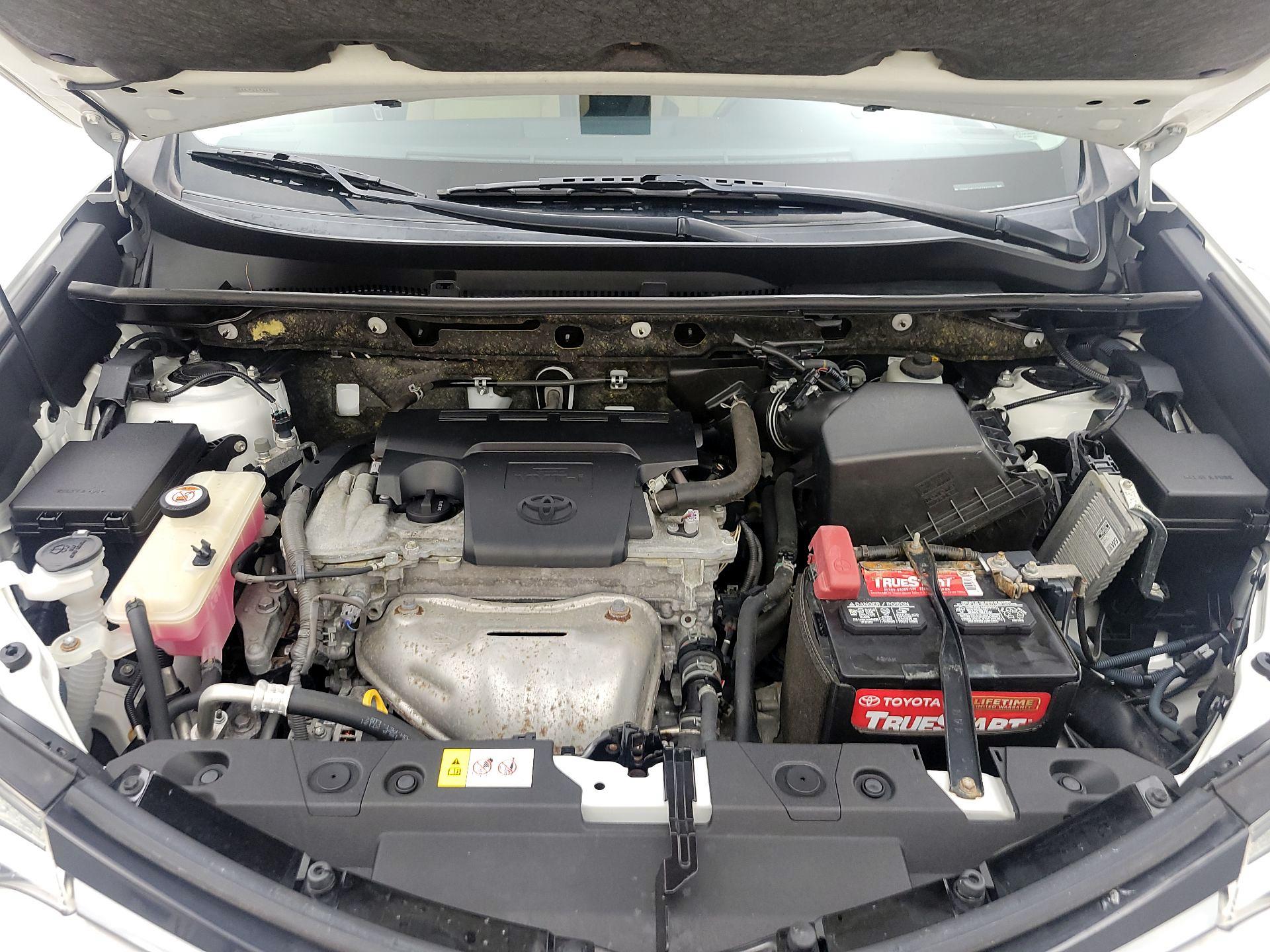 Thumbnail: 2017 Toyota RAV4 - 20