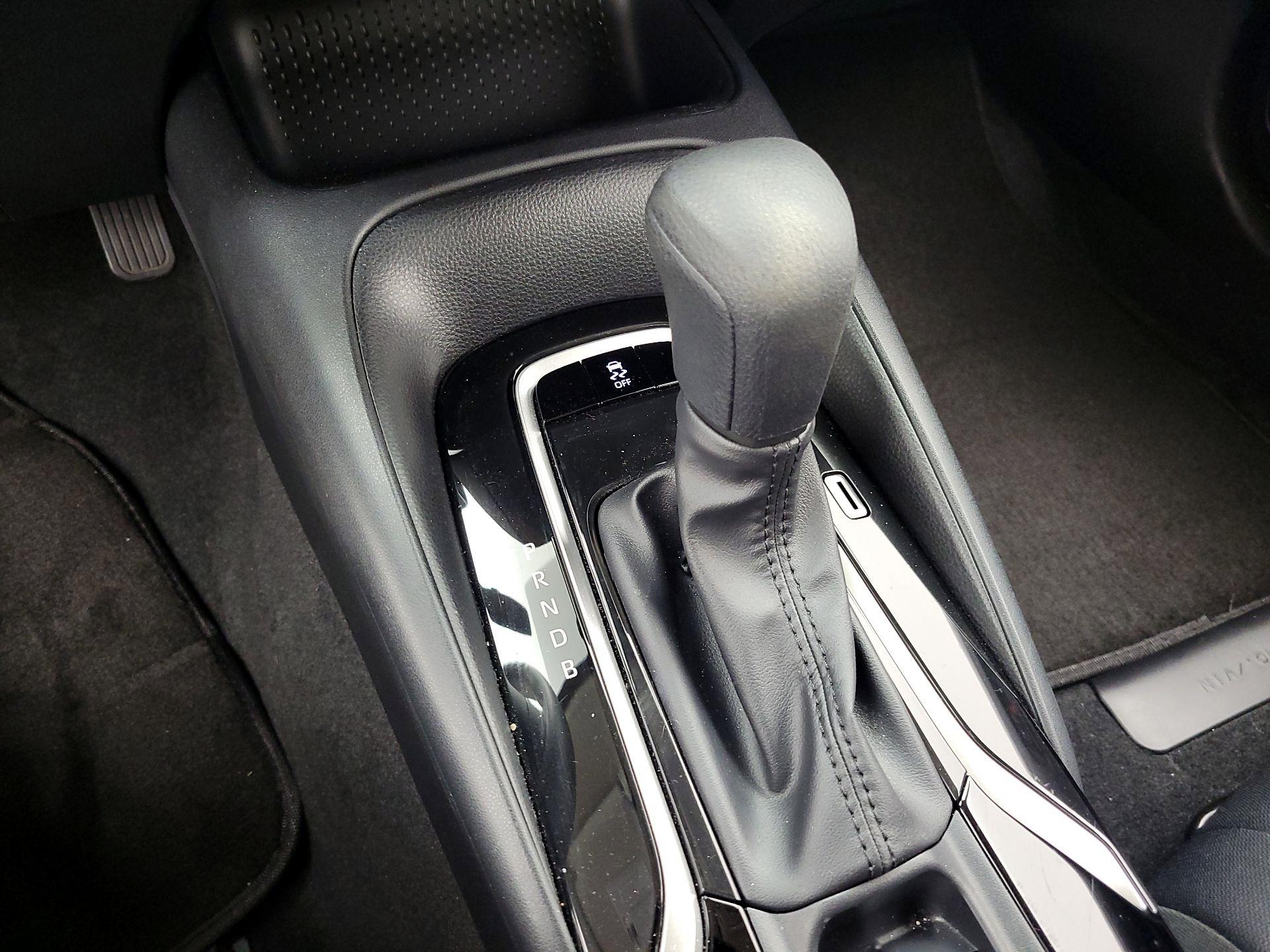 Thumbnail: 2022 Toyota Corolla - 18