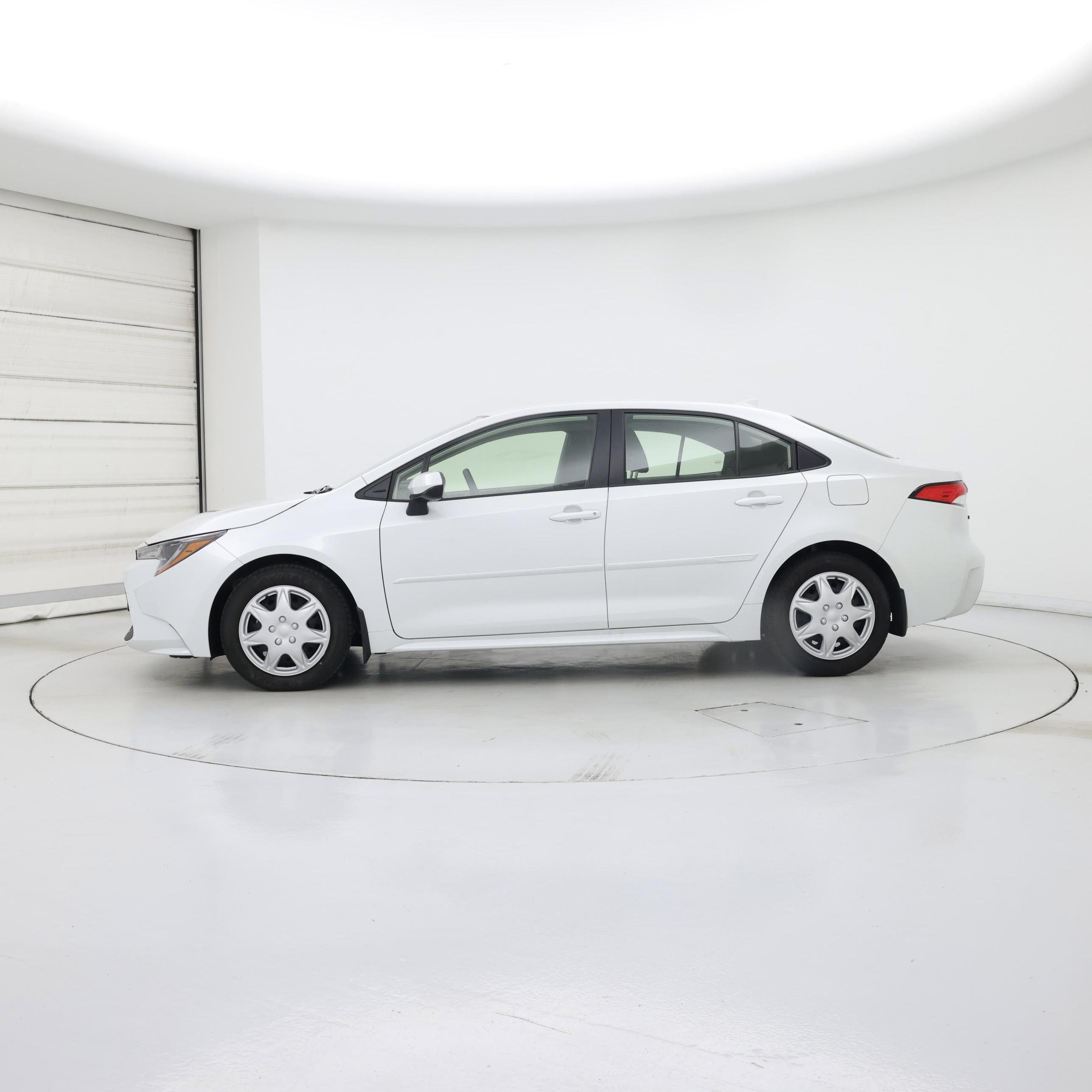 Thumbnail: 2022 Toyota Corolla - 3