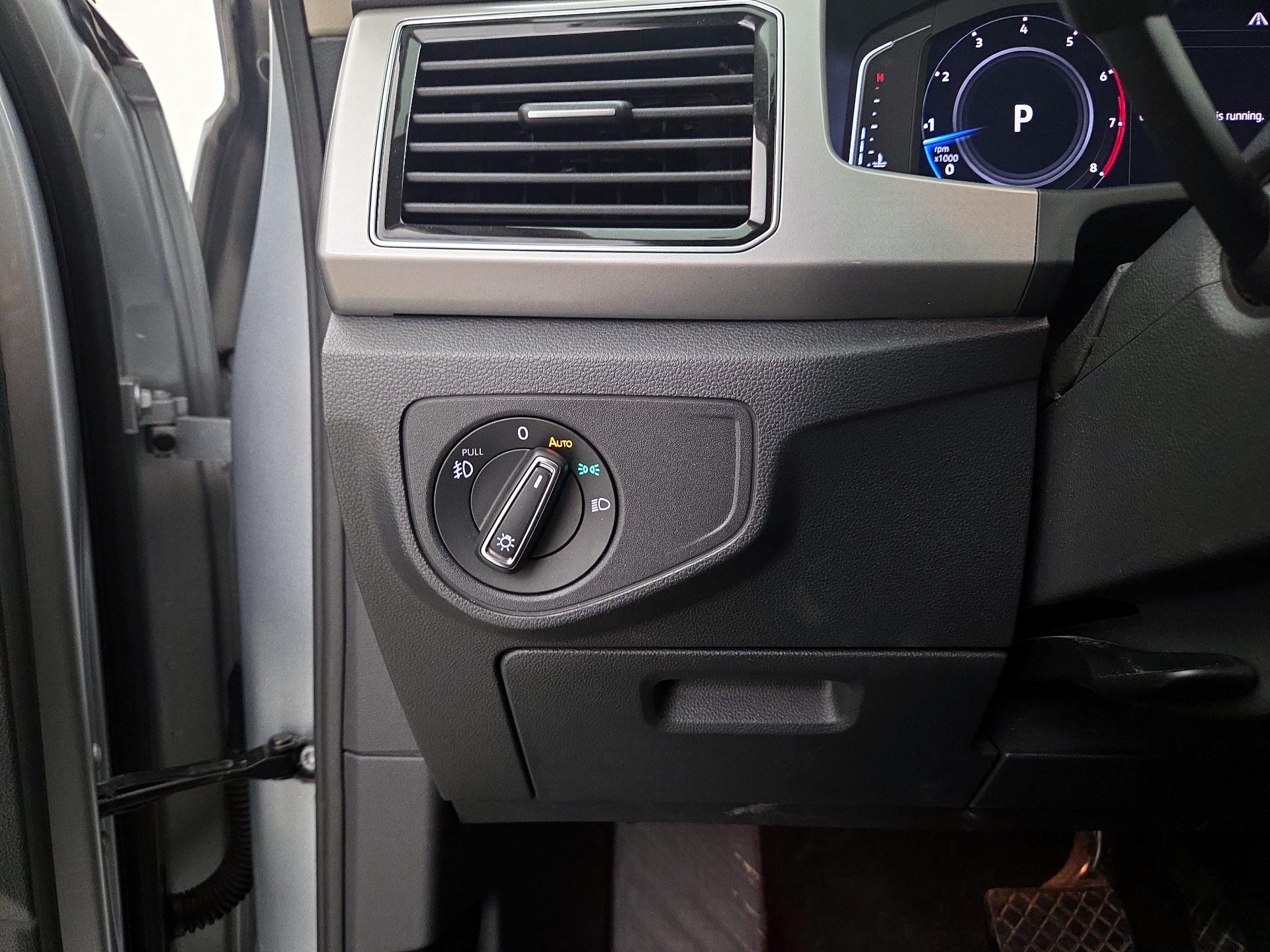 Thumbnail: 2019 Volkswagen Atlas - 13