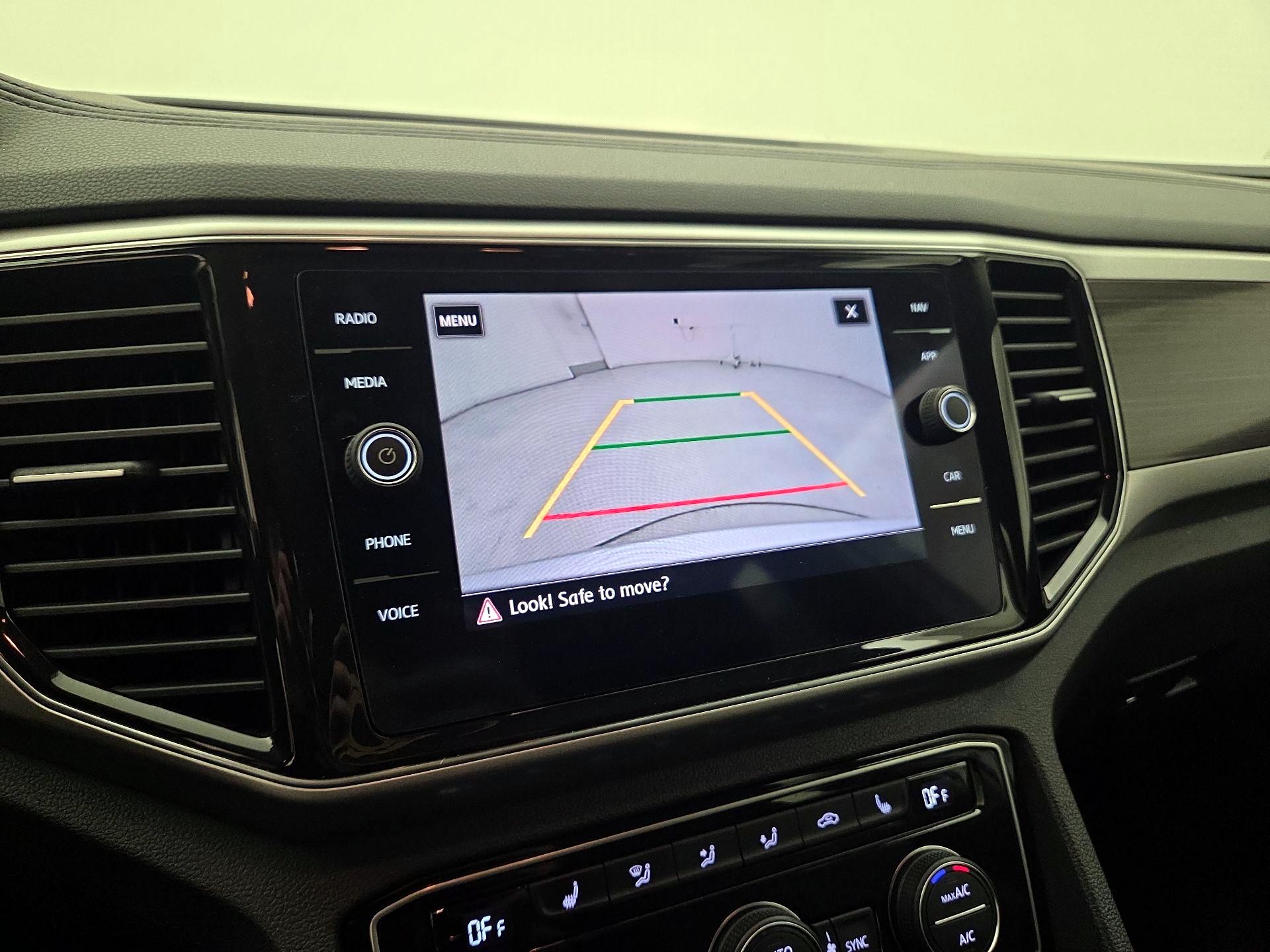 Thumbnail: 2019 Volkswagen Atlas - 14