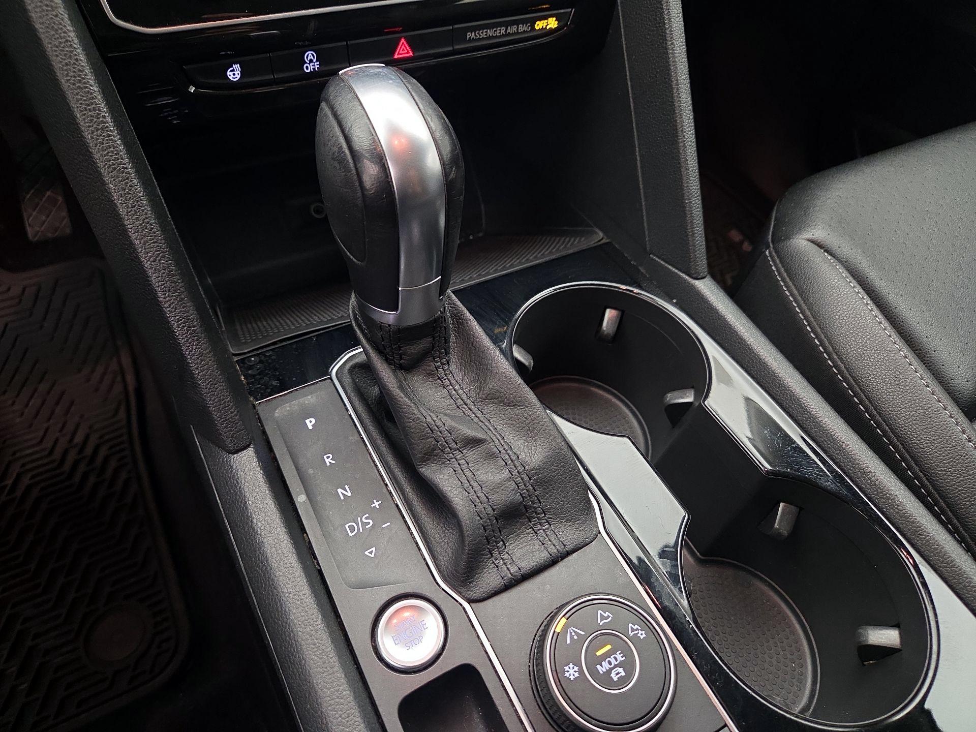 Thumbnail: 2019 Volkswagen Atlas - 17