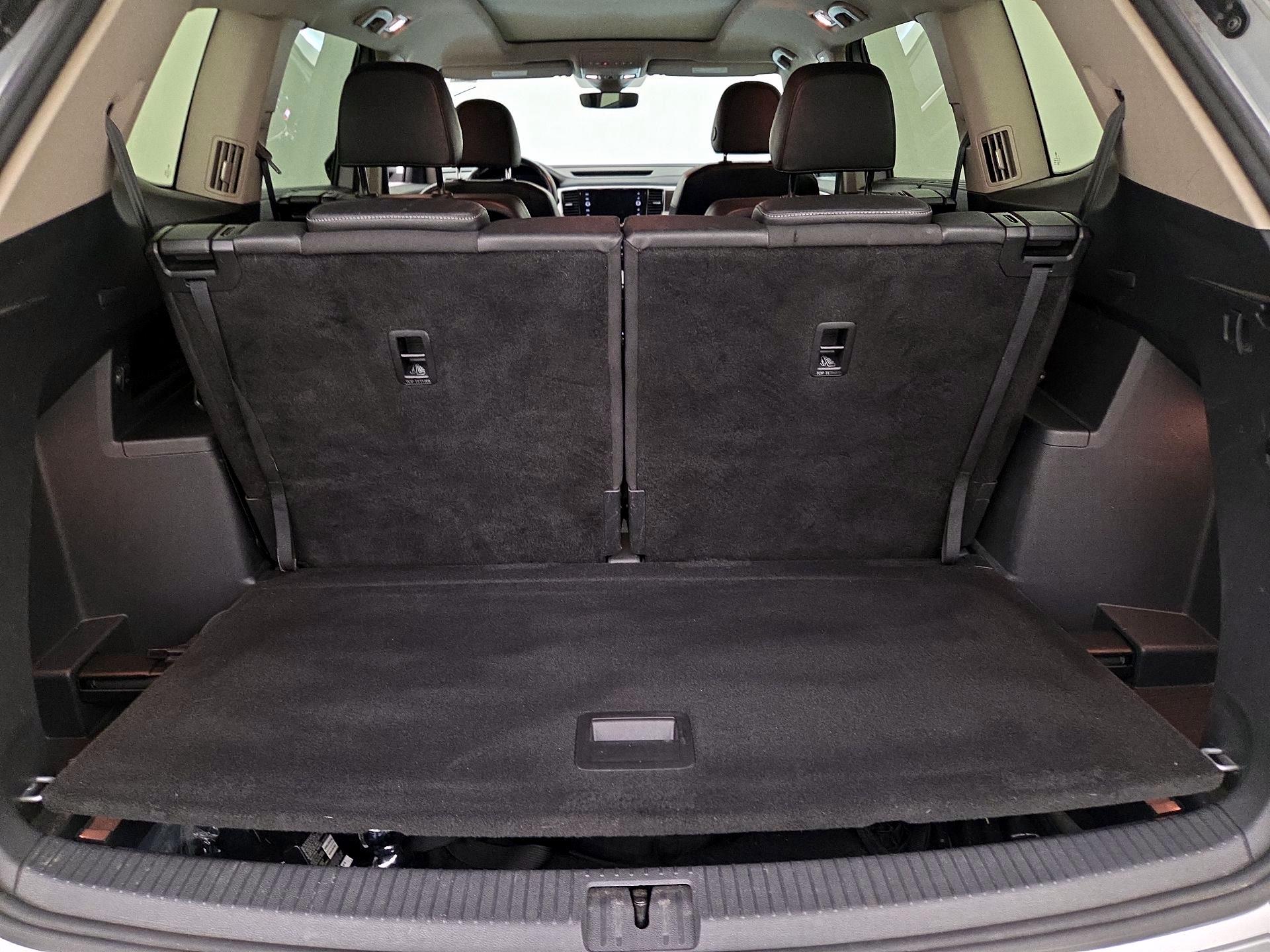 Thumbnail: 2019 Volkswagen Atlas - 19
