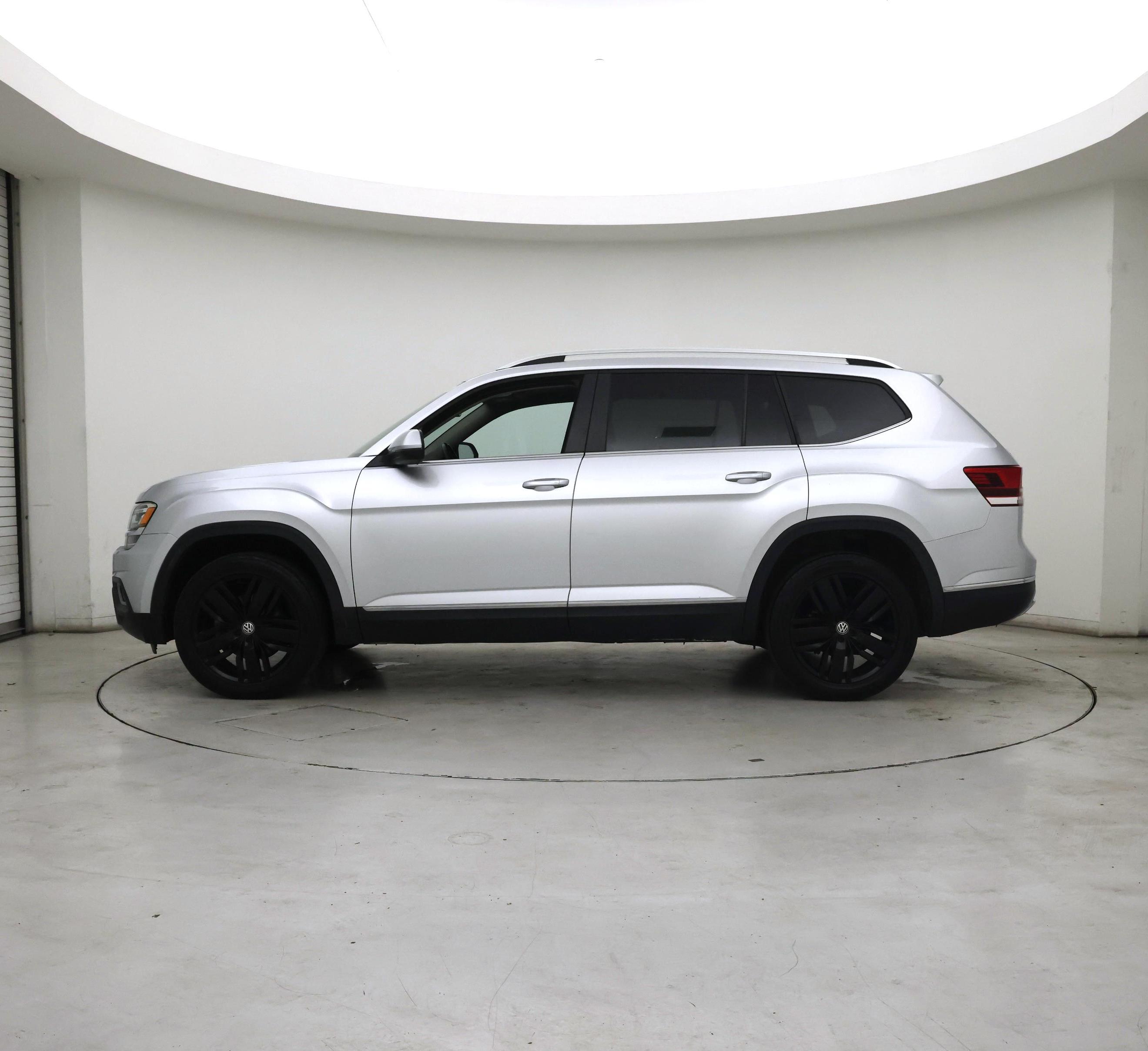 Thumbnail: 2019 Volkswagen Atlas - 3