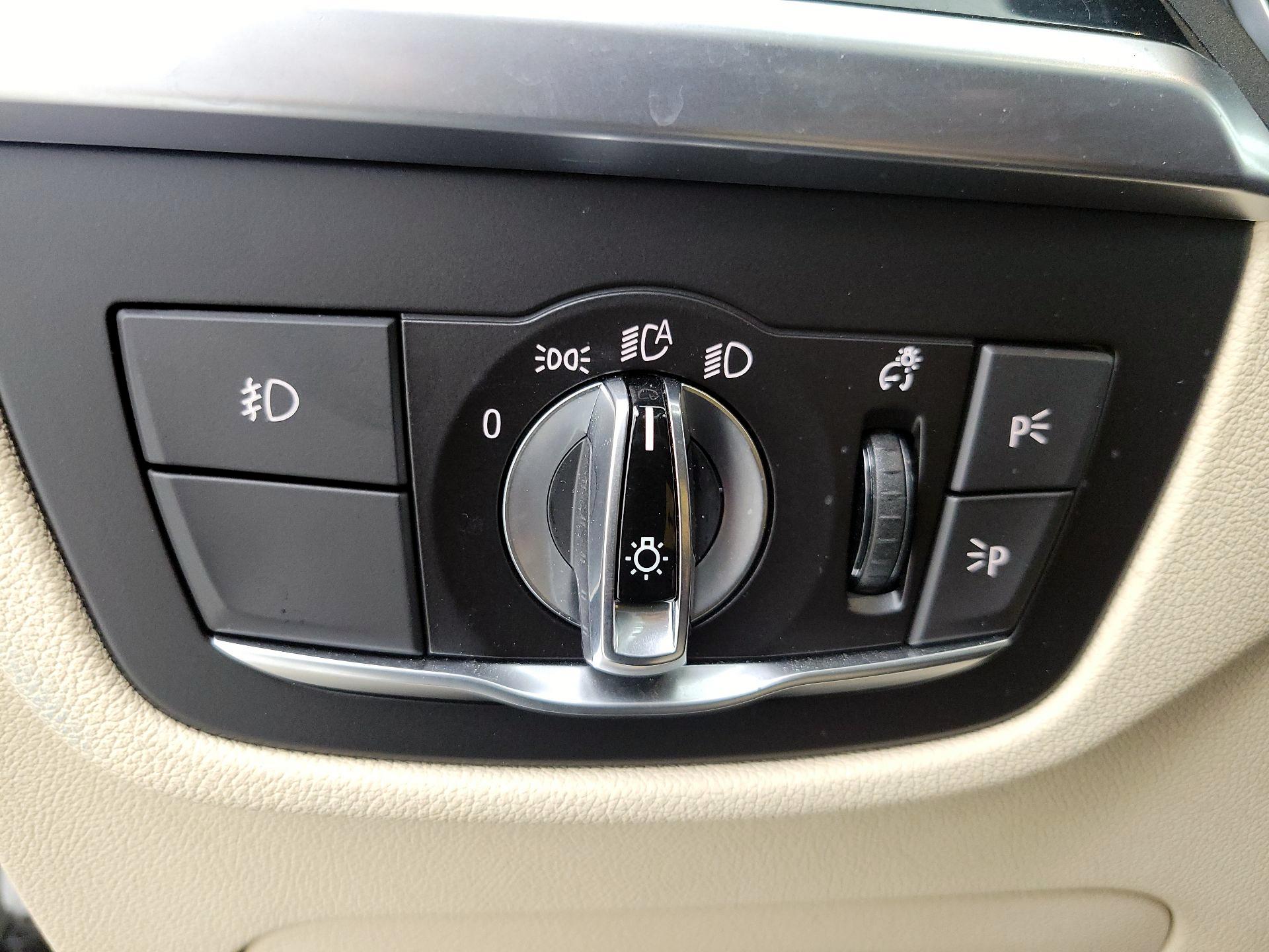 Thumbnail: 2019 BMW X3 - 13