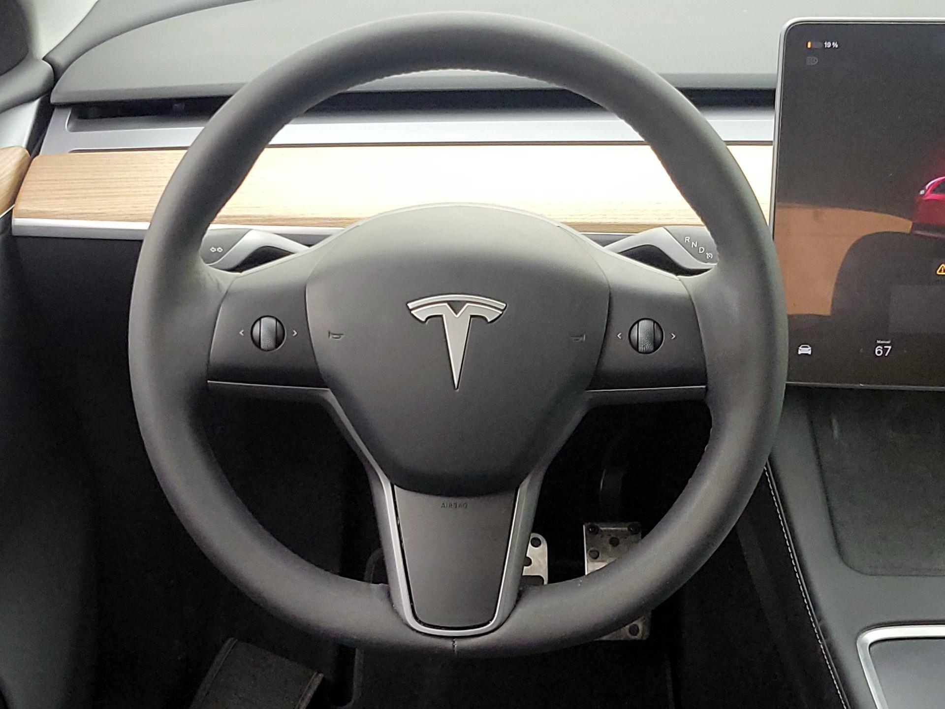 Thumbnail: 2024 Tesla Model Y - 10