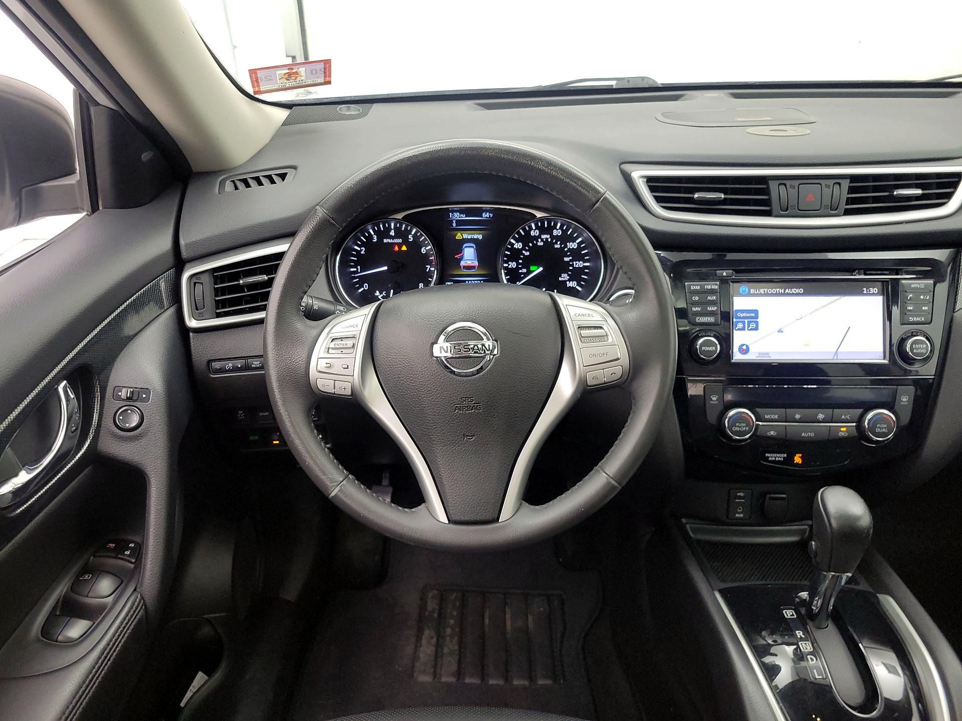 Thumbnail: 2015 Nissan Rogue - 10