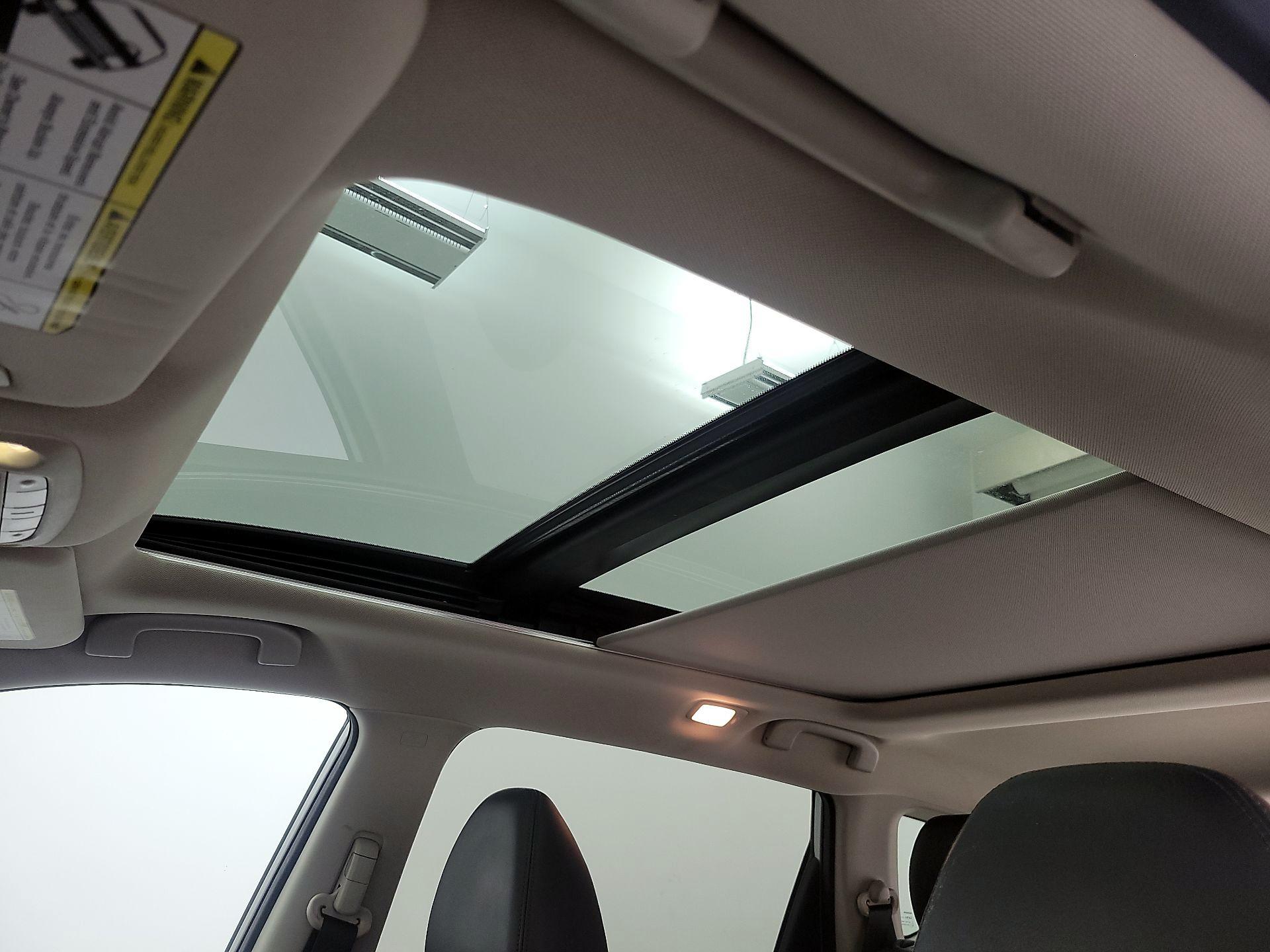 Thumbnail: 2015 Nissan Rogue - 19