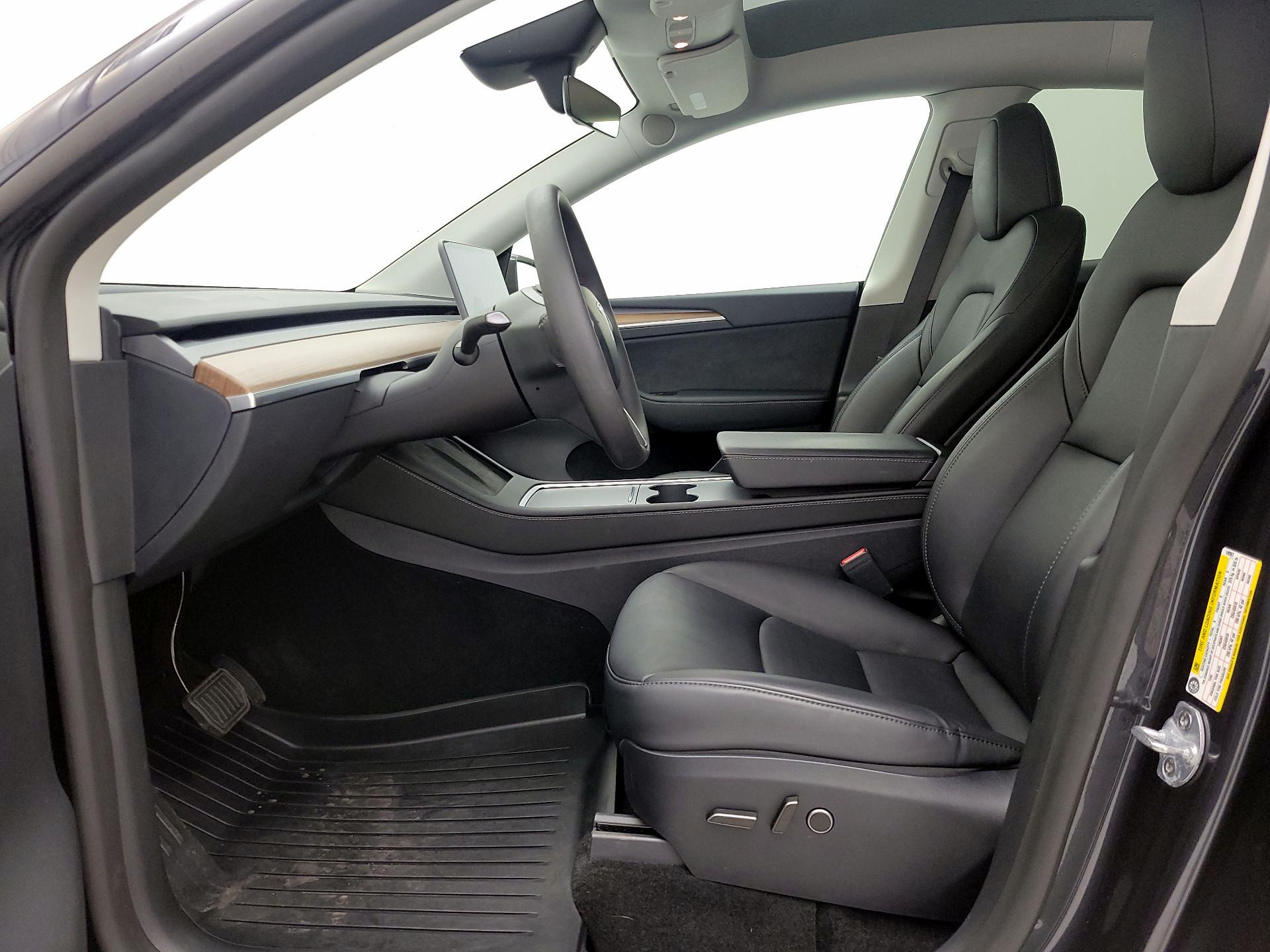 Thumbnail: 2024 Tesla Model Y - 11