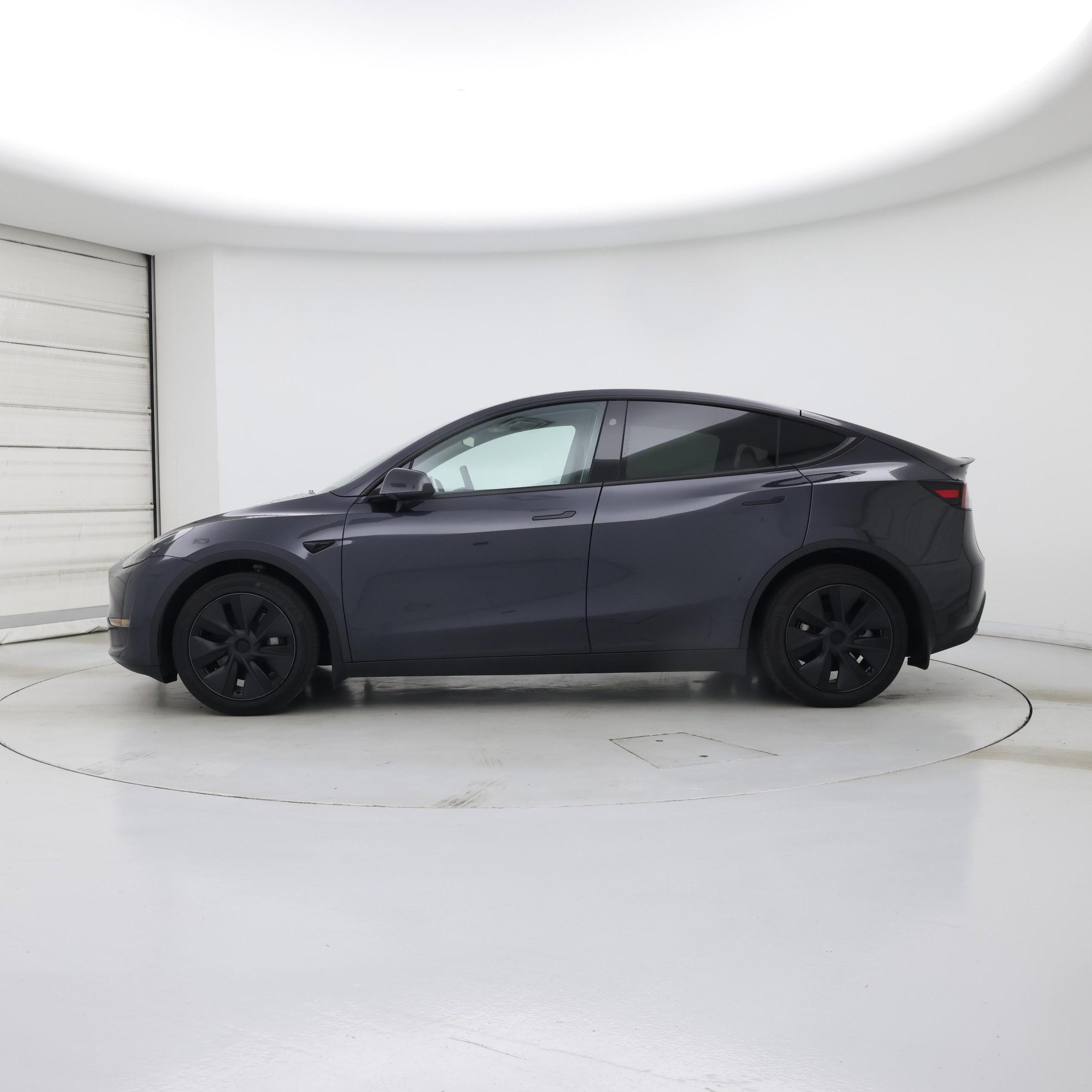 Thumbnail: 2024 Tesla Model Y - 3