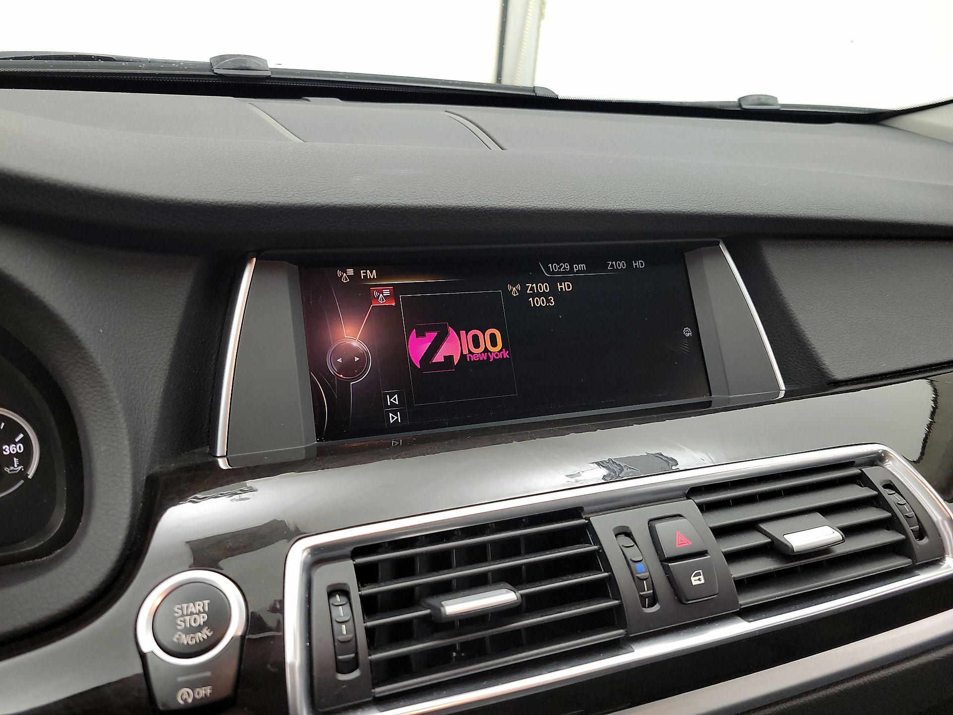 Thumbnail: 2016 BMW 5 Series - 16