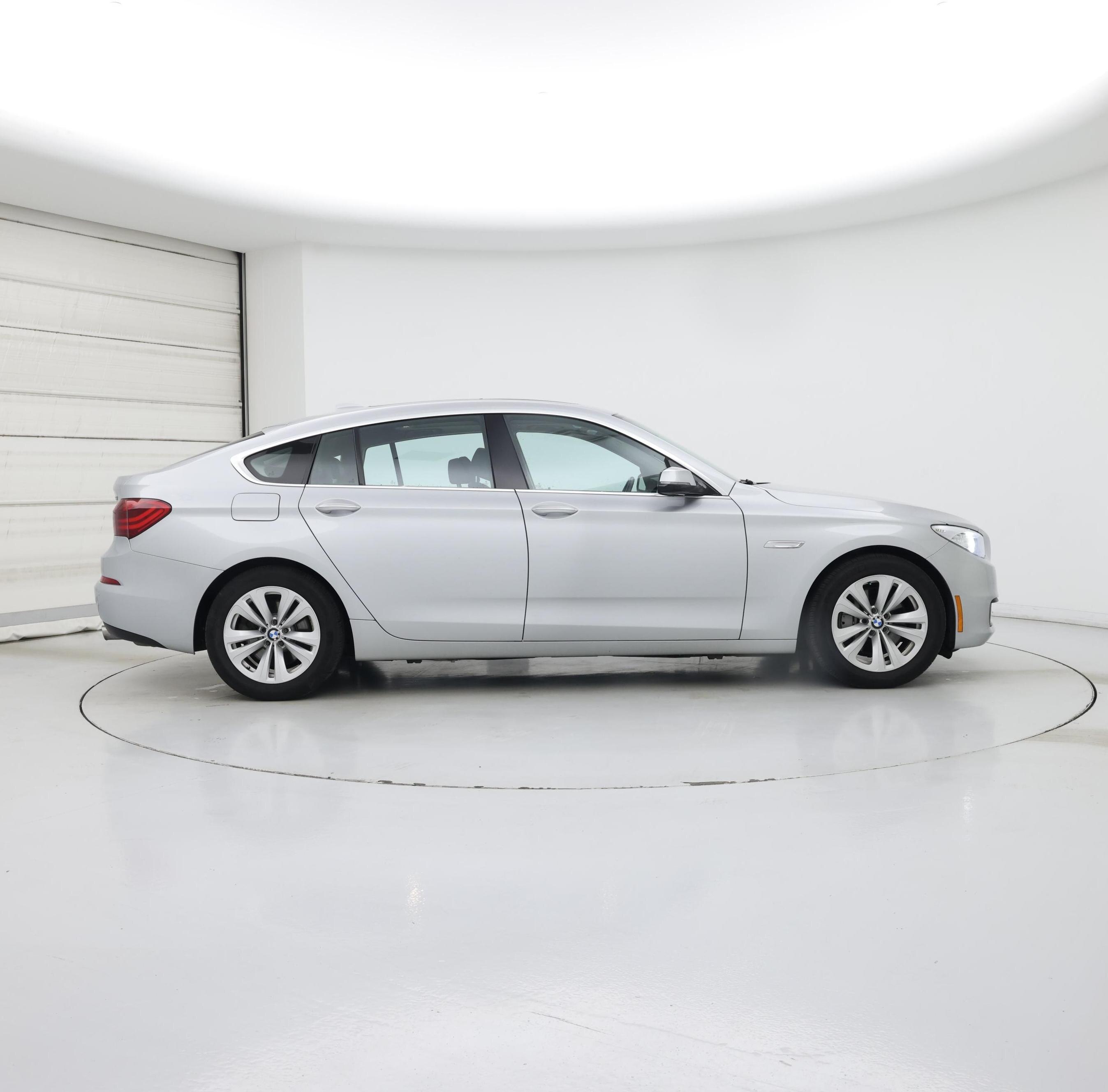 Thumbnail: 2016 BMW 5 Series - 7
