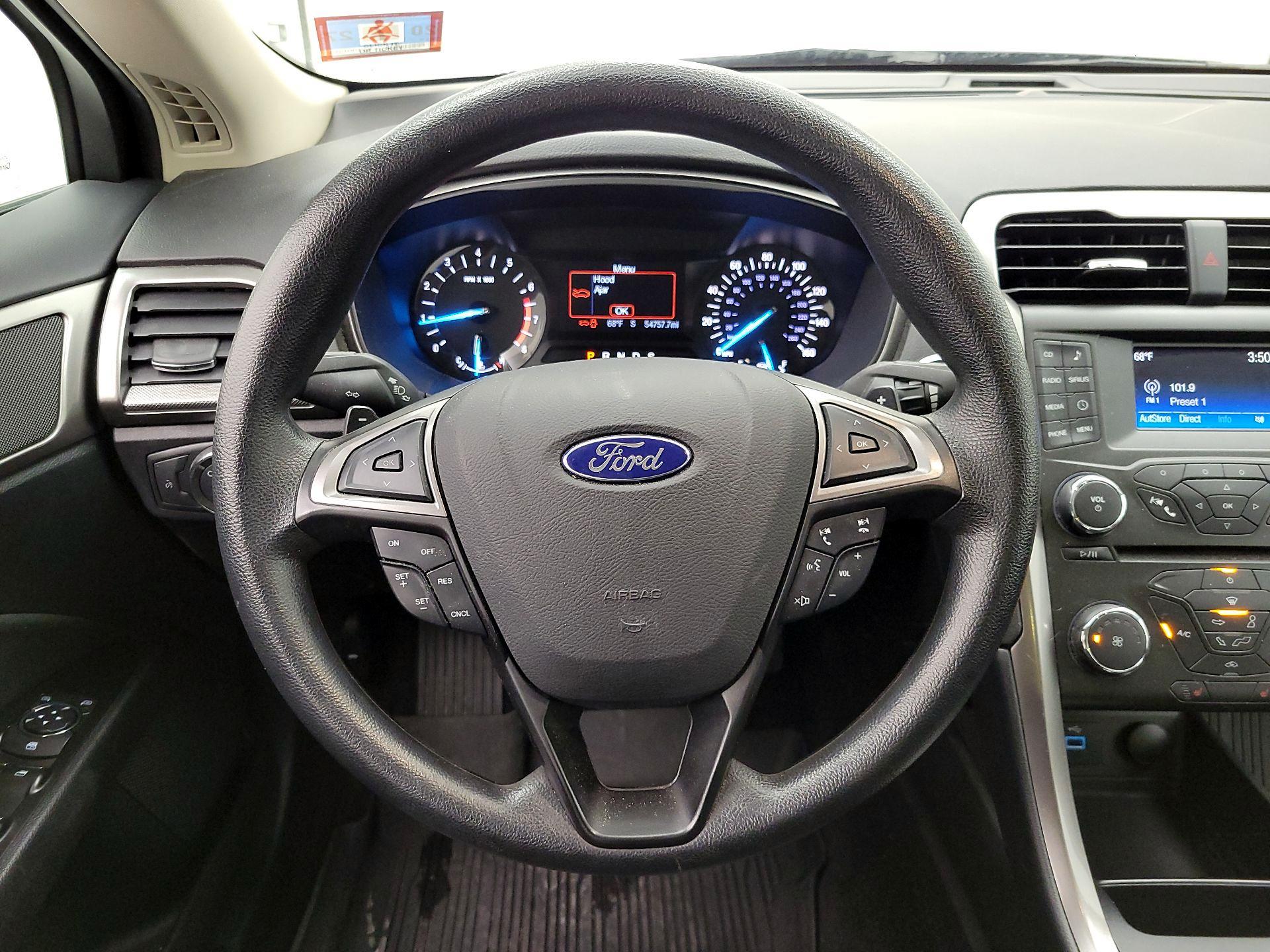 Thumbnail: 2017 Ford Fusion - 10