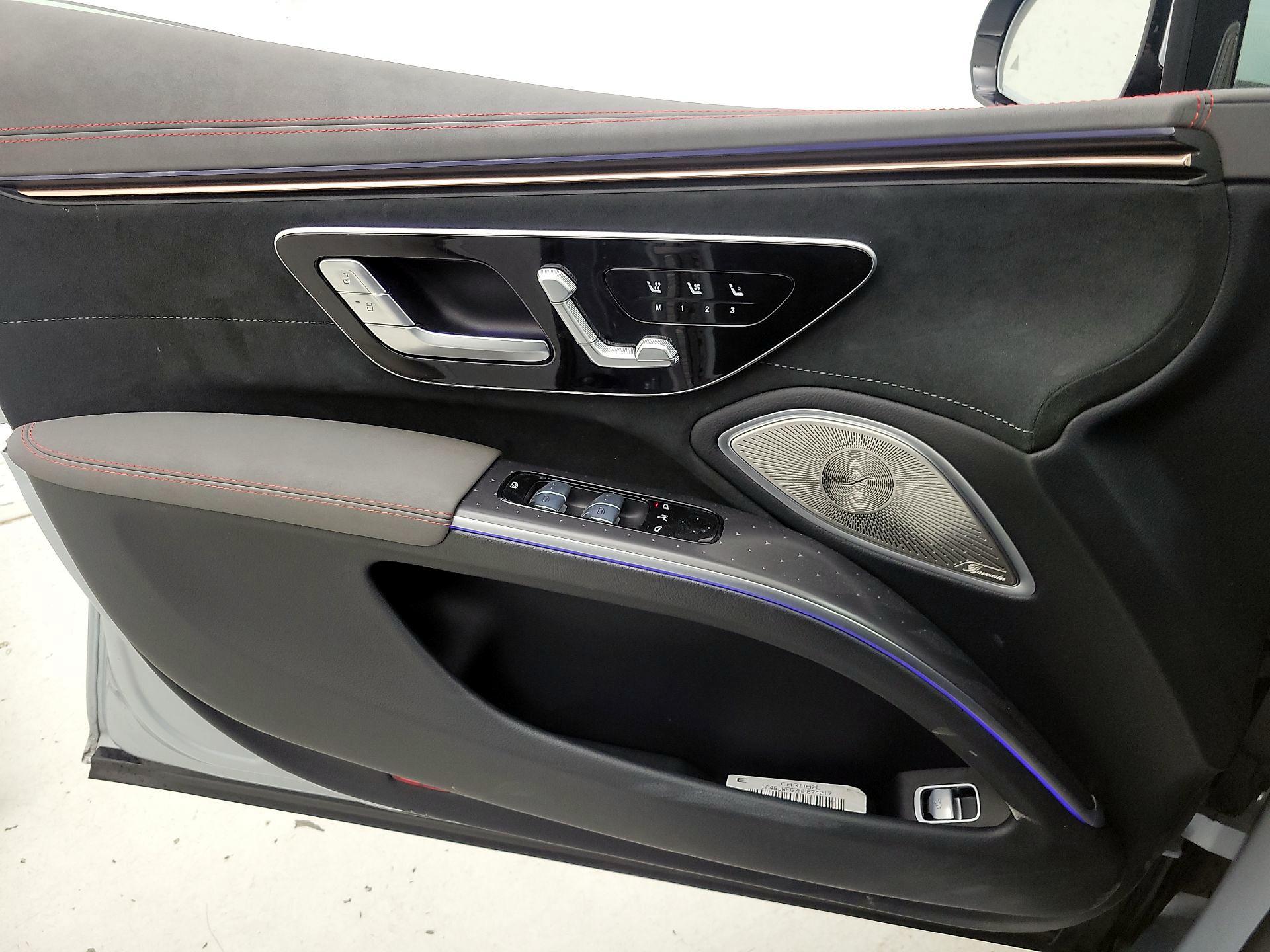 Thumbnail: 2022 Mercedes-Benz EQS - 12