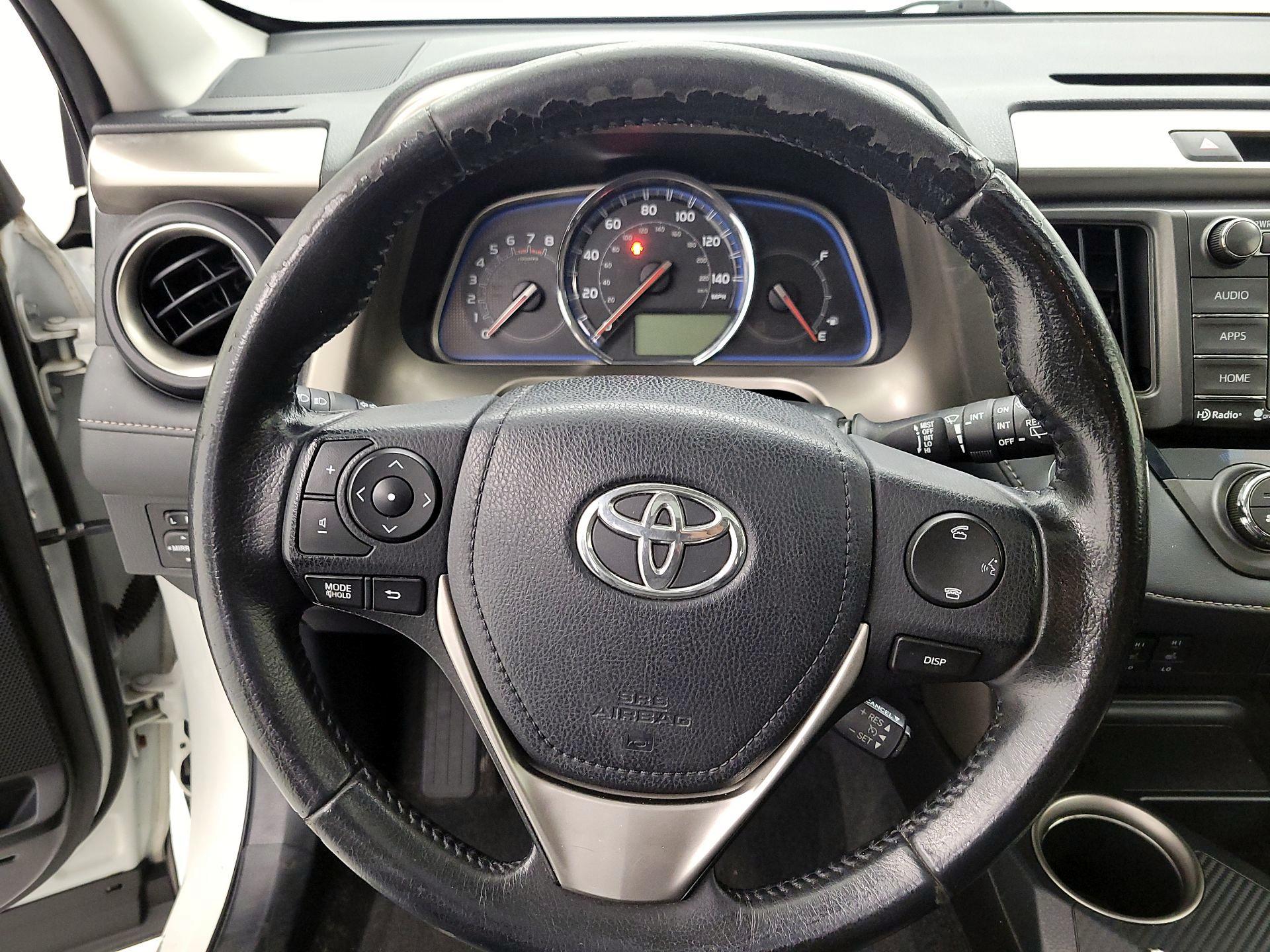 Thumbnail: 2014 Toyota RAV4 - 10
