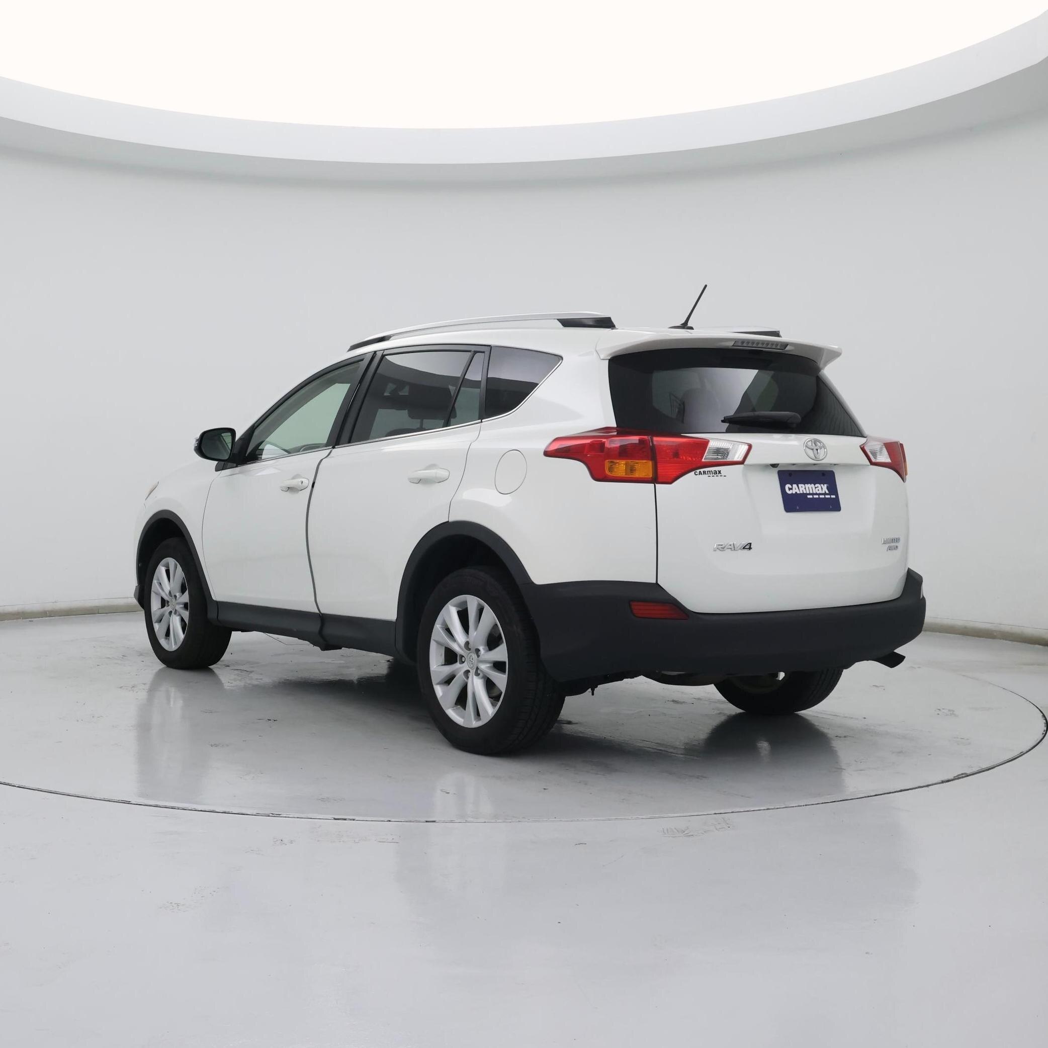 Thumbnail: 2014 Toyota RAV4 - 2
