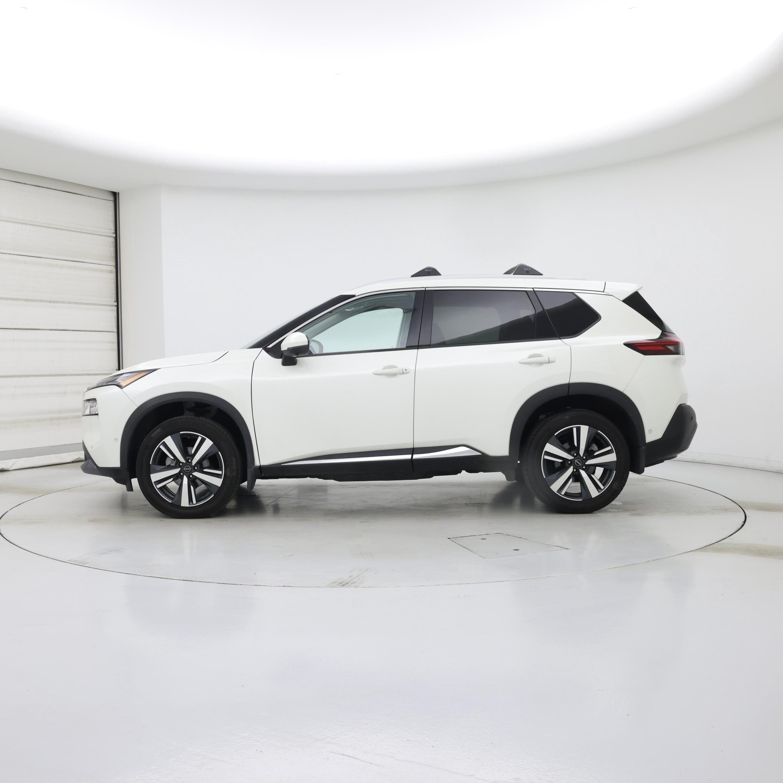 Thumbnail: 2023 Nissan Rogue - 3