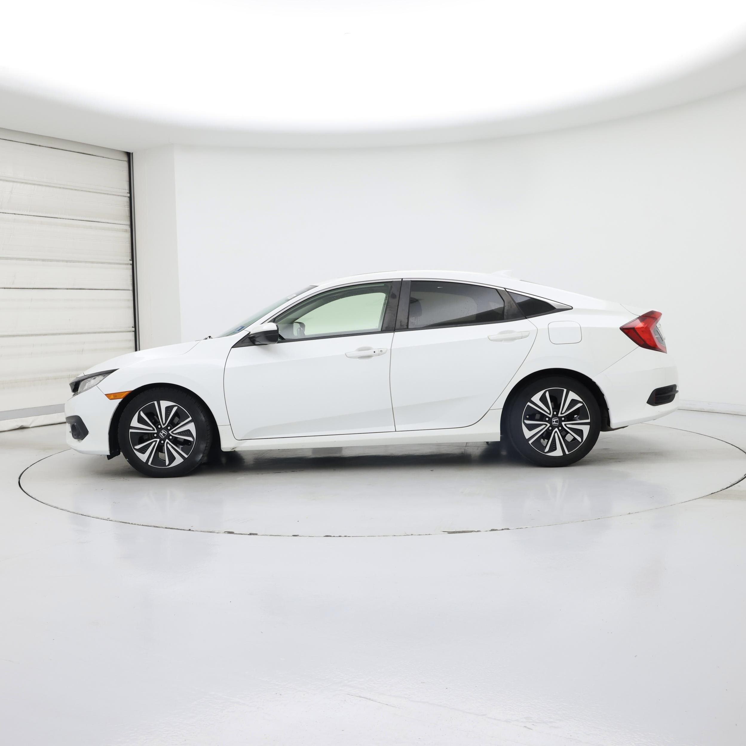 Thumbnail: 2018 Honda Civic - 3
