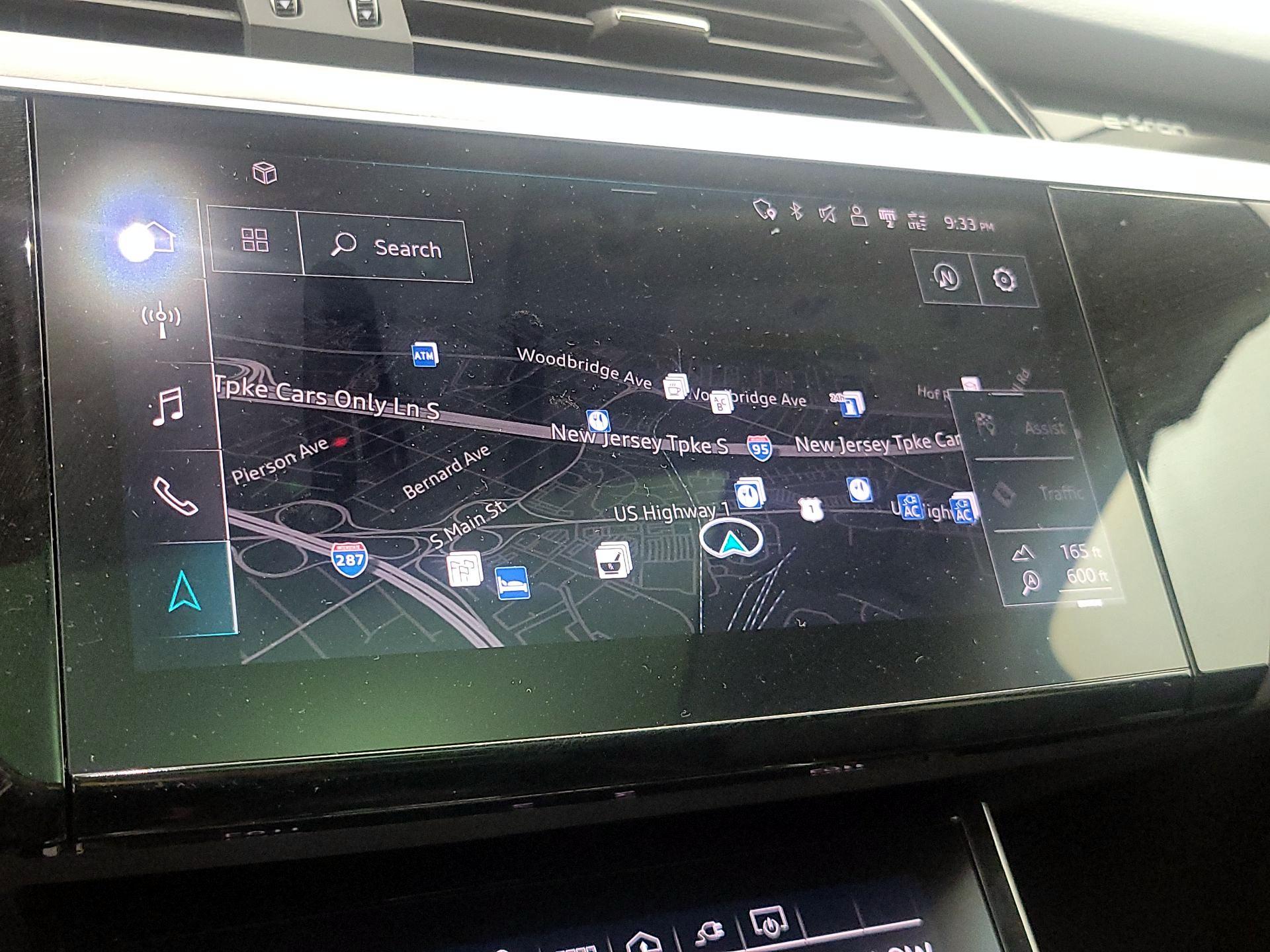 Thumbnail: 2022 Audi e-tron - 14