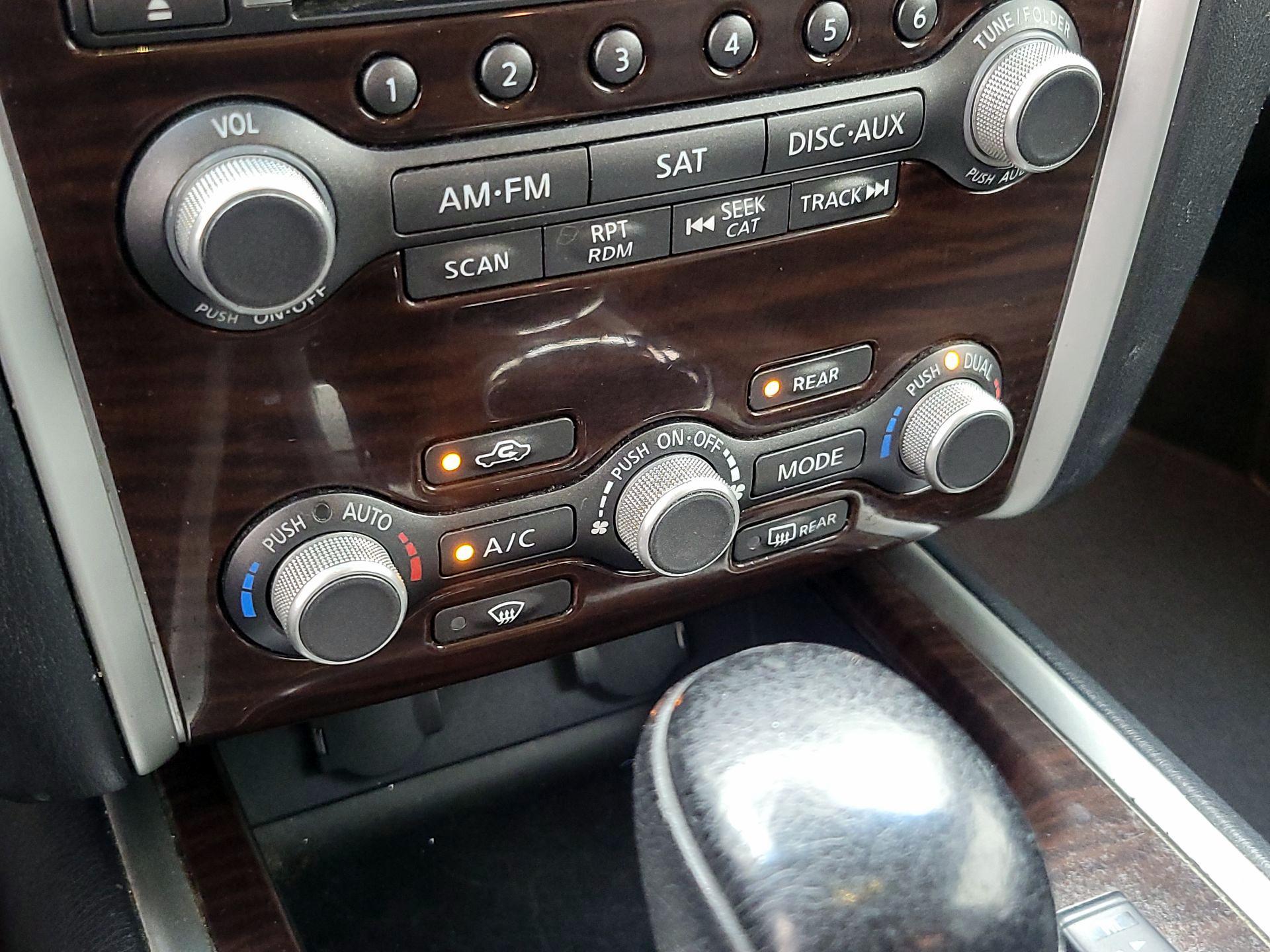 Thumbnail: 2016 Nissan Pathfinder - 17