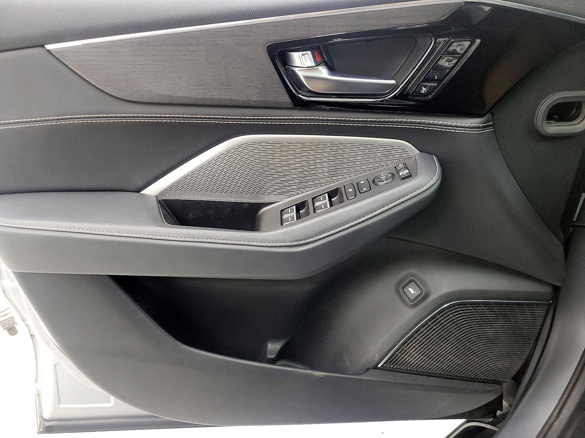 Thumbnail: 2022 Acura MDX - 12