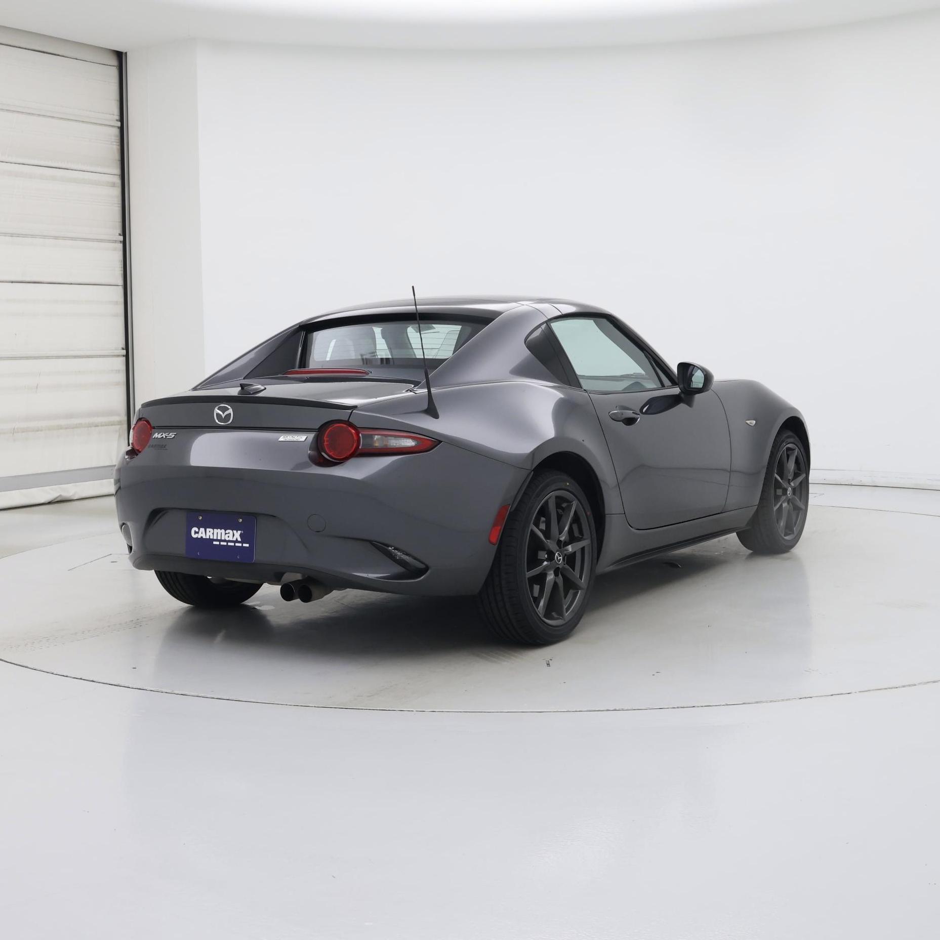 Thumbnail: 2017 Mazda MX-5 Miata - 8