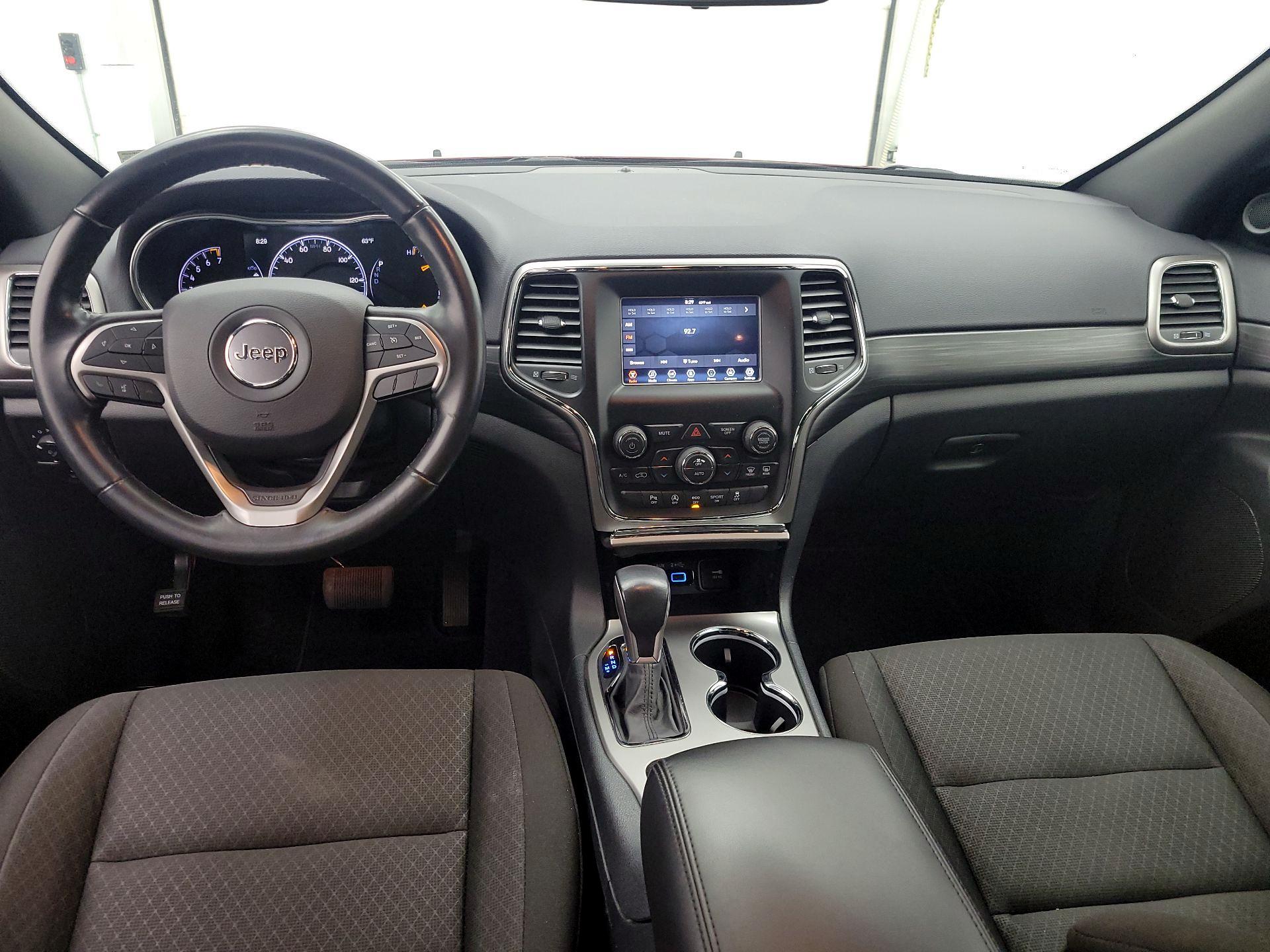 Thumbnail: 2020 Jeep Grand Cherokee - 9