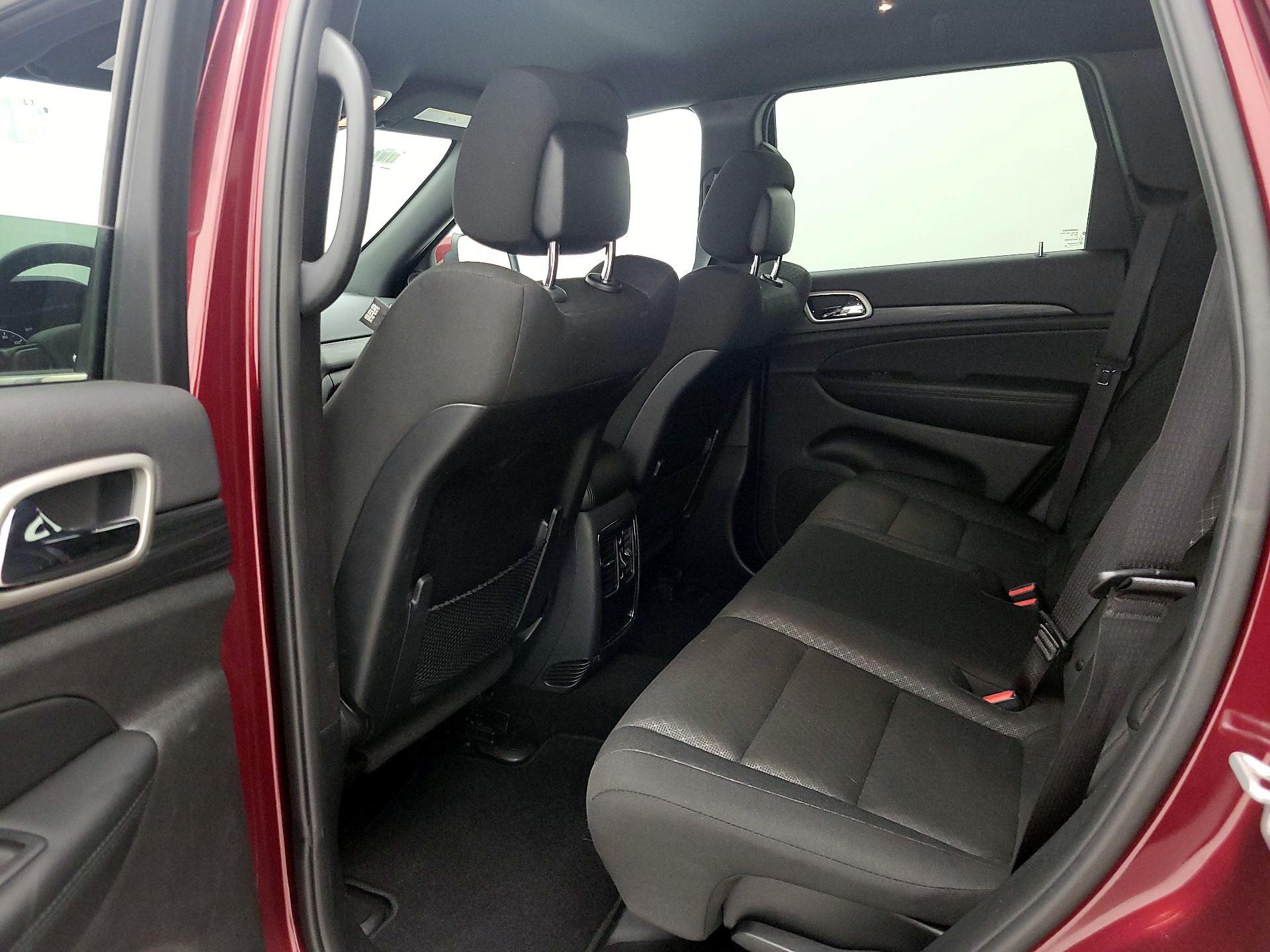 Thumbnail: 2020 Jeep Grand Cherokee - 19