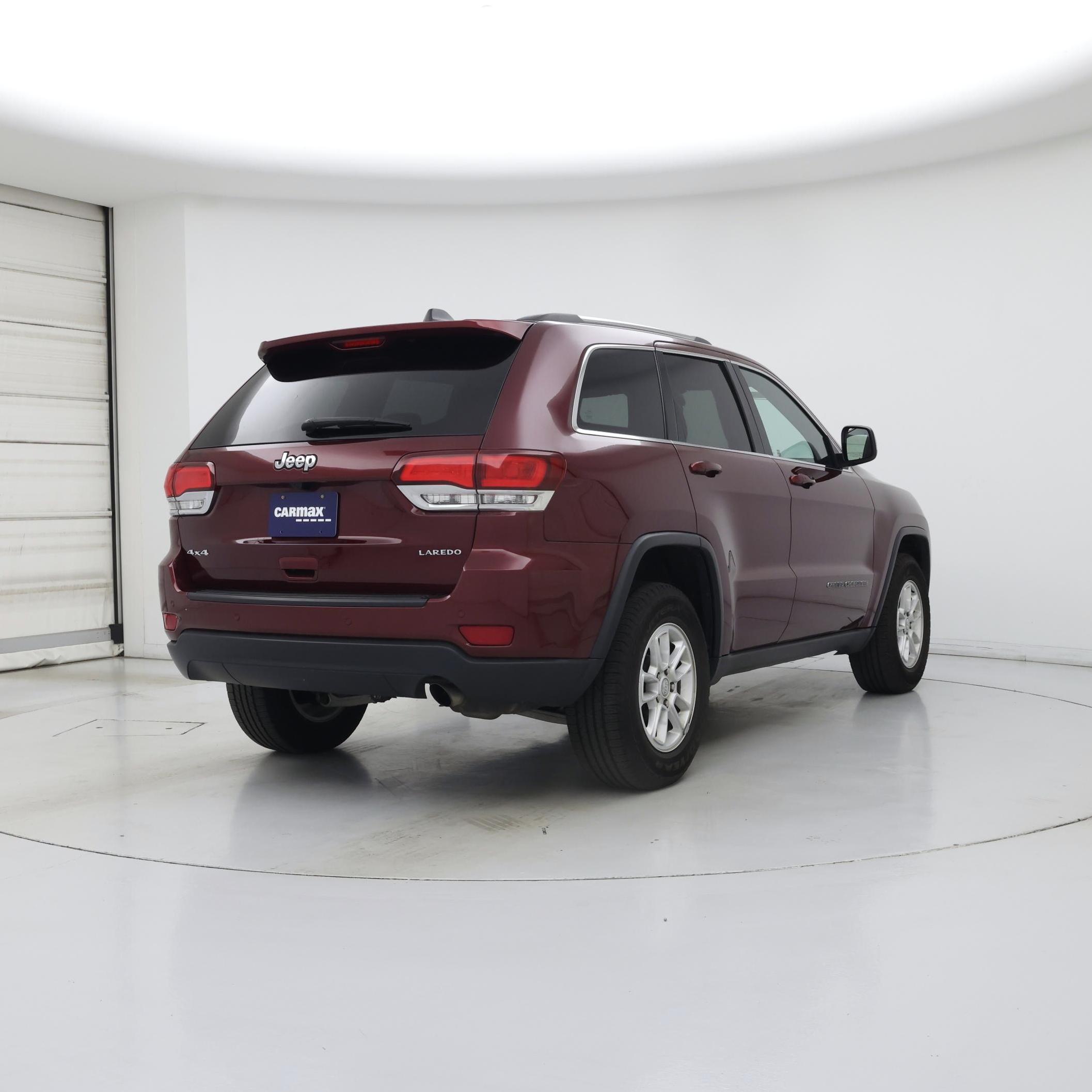 Thumbnail: 2020 Jeep Grand Cherokee - 8