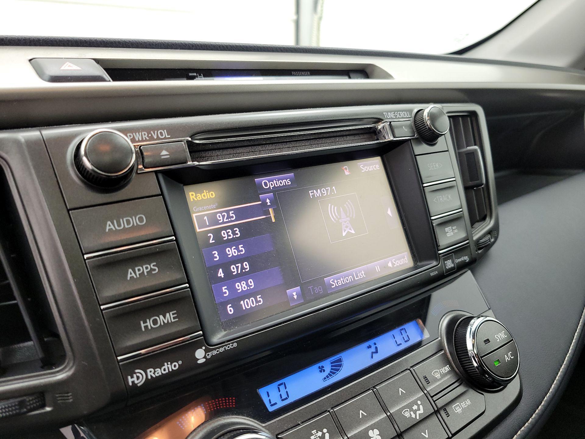 Thumbnail: 2014 Toyota RAV4 - 14