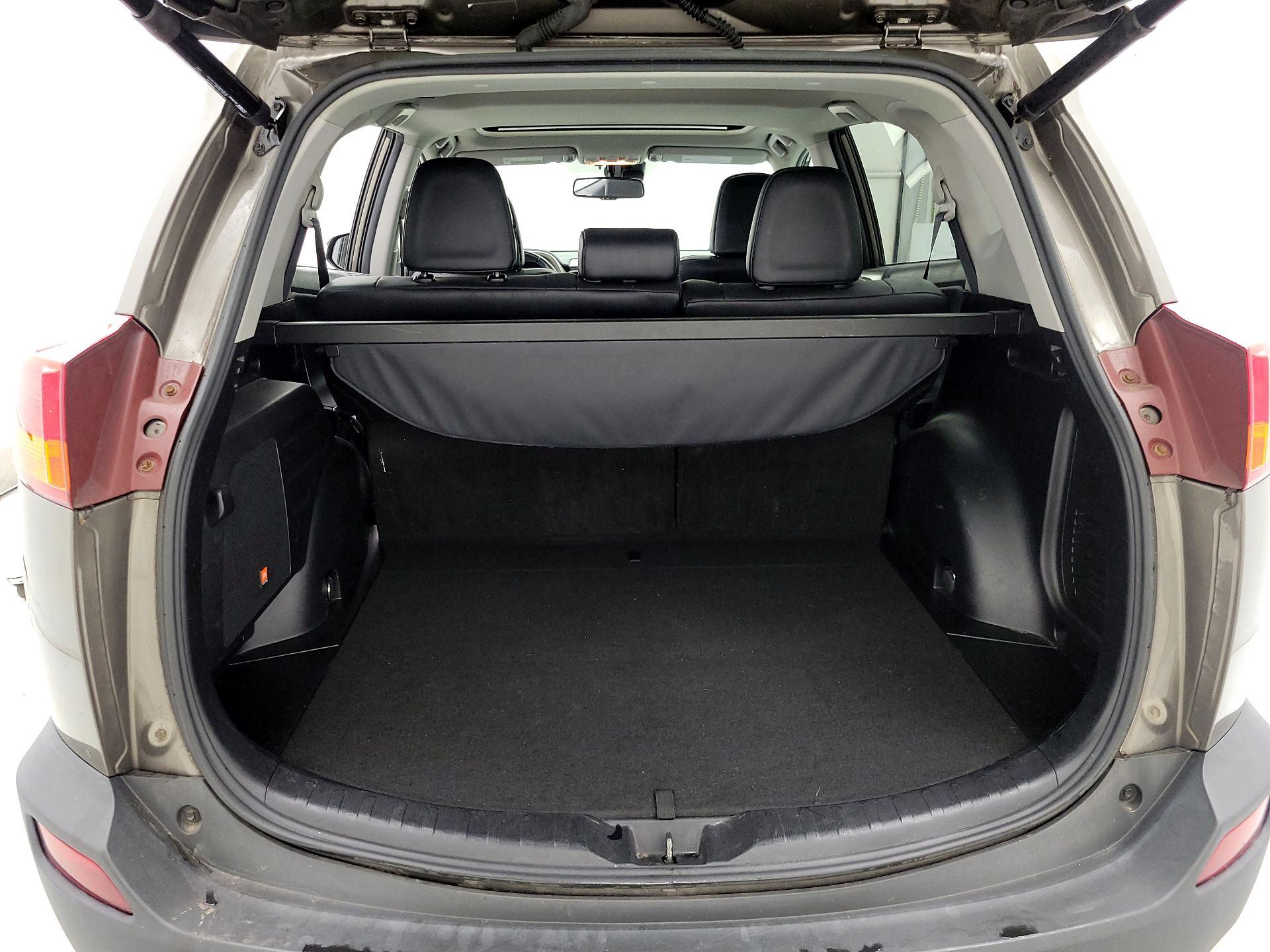 Thumbnail: 2014 Toyota RAV4 - 19